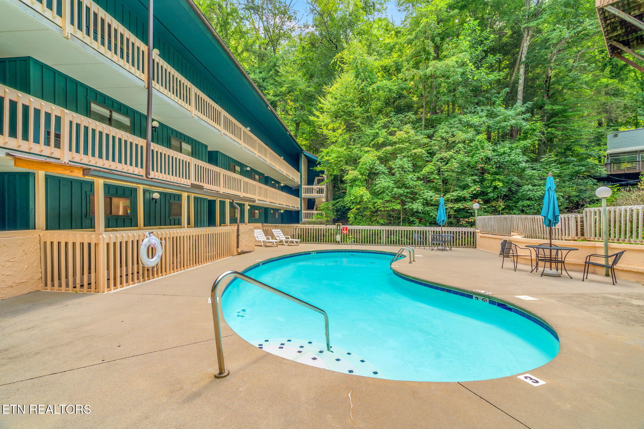 1435 Wiley Oakley Drive Gatlinburg TN 37738
