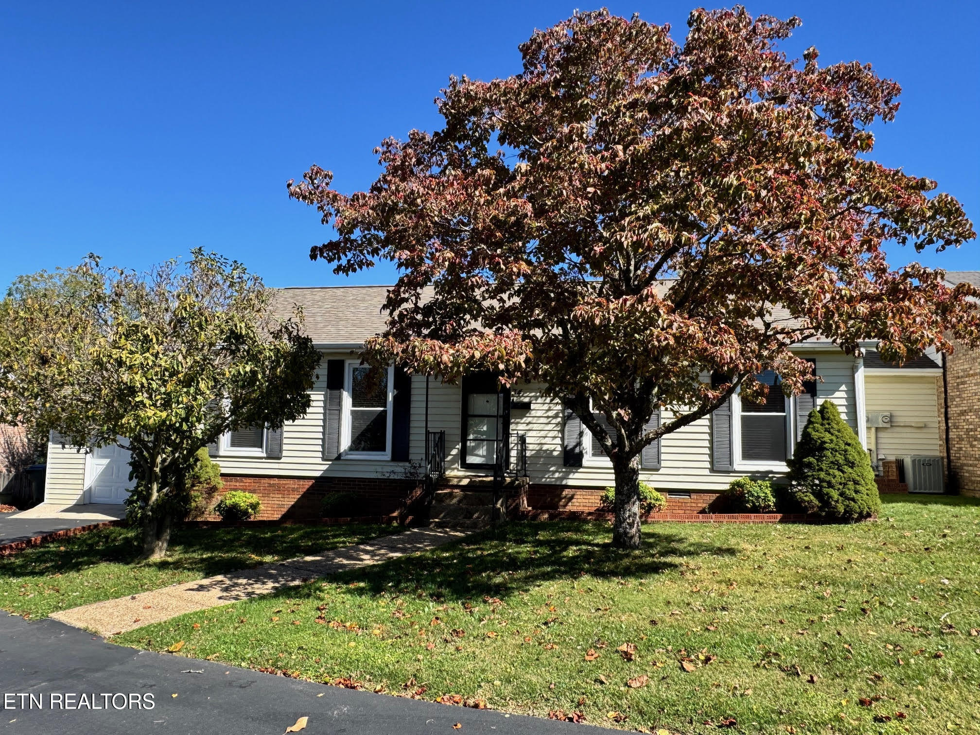 34 Hampton Square Crossville TN 38555