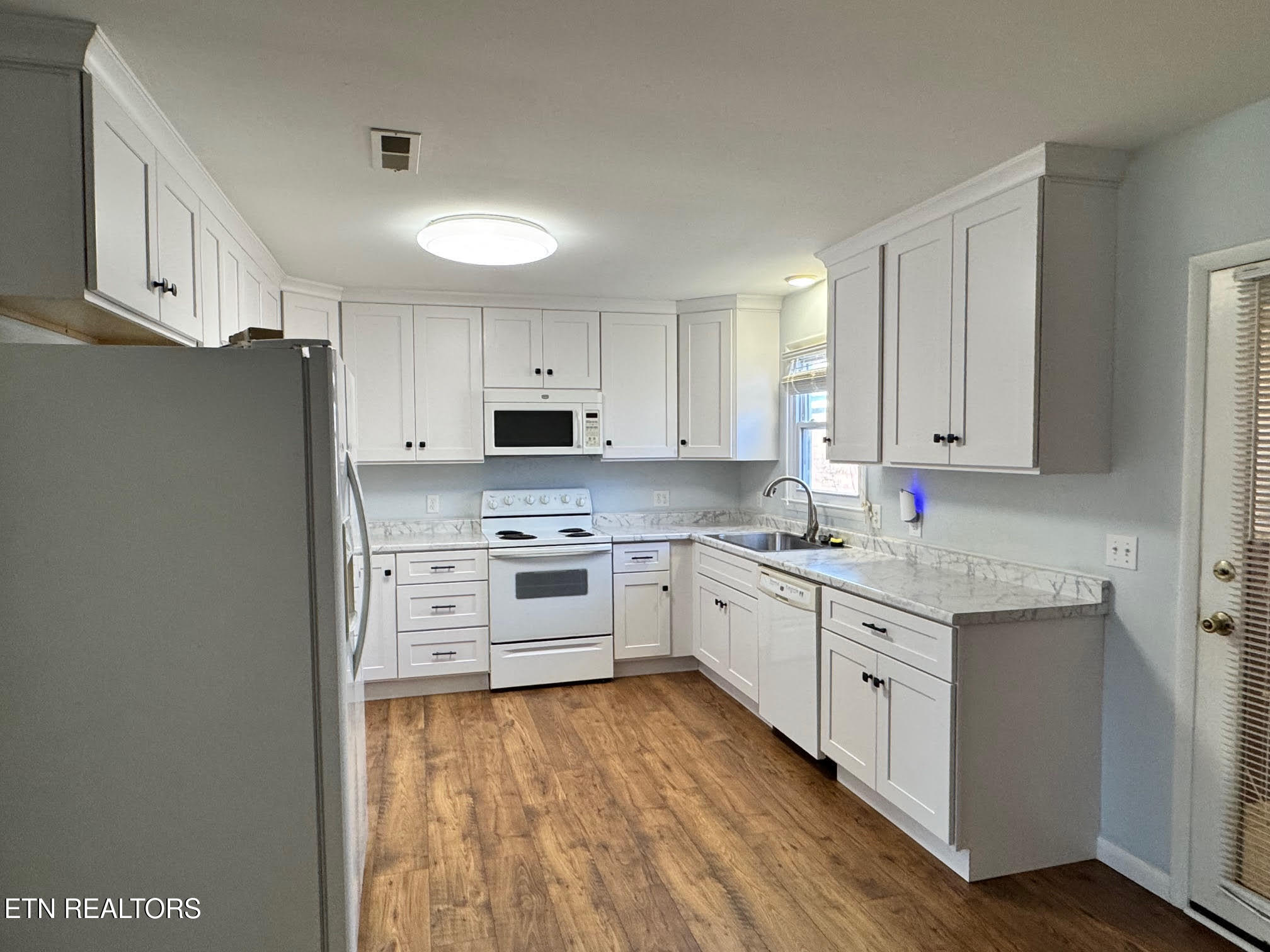 34 Hampton Square Crossville TN 38555