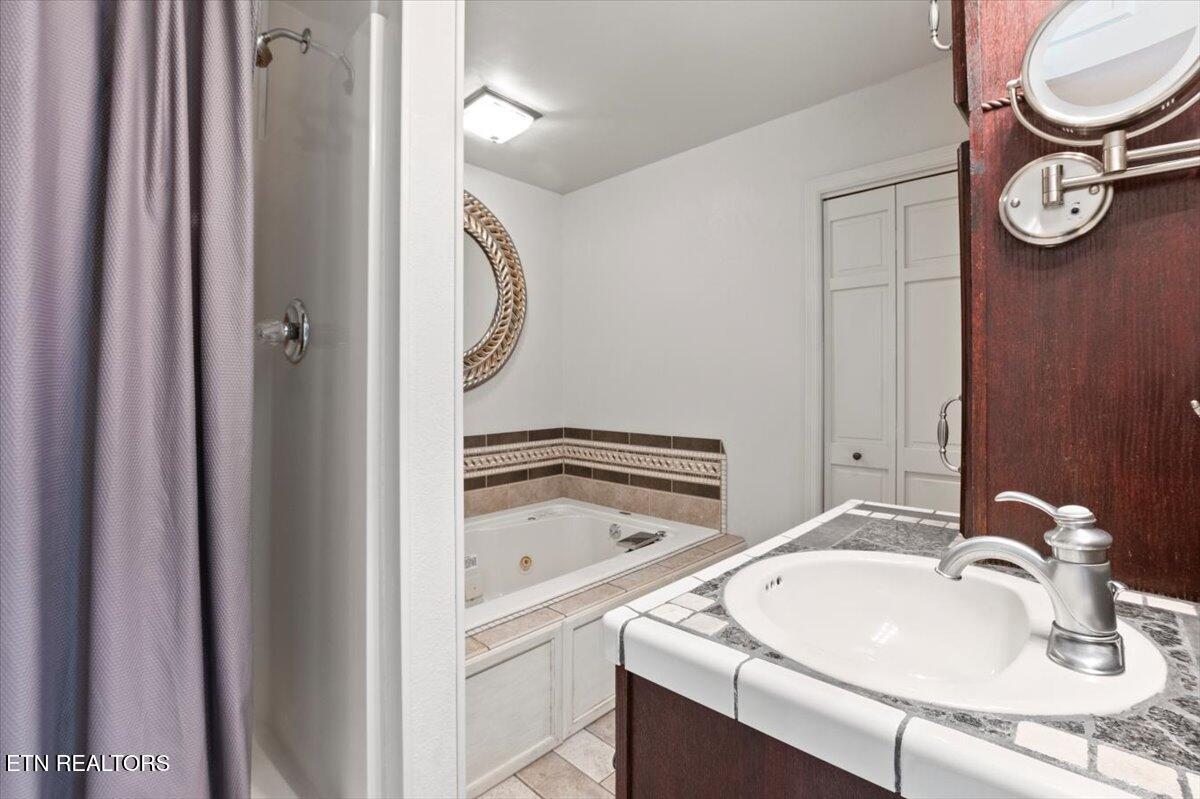 700 Shanghai Landing Lane Lafollette TN 37766