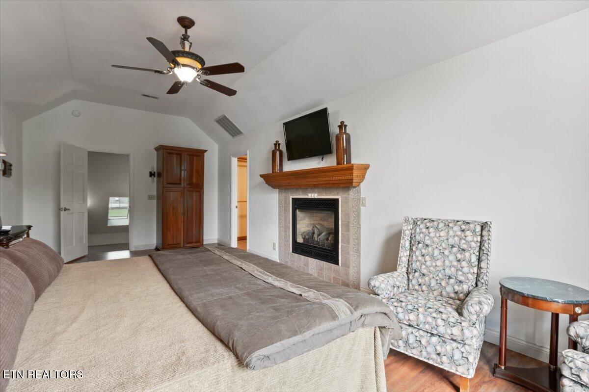 700 Shanghai Landing Lane Lafollette TN 37766