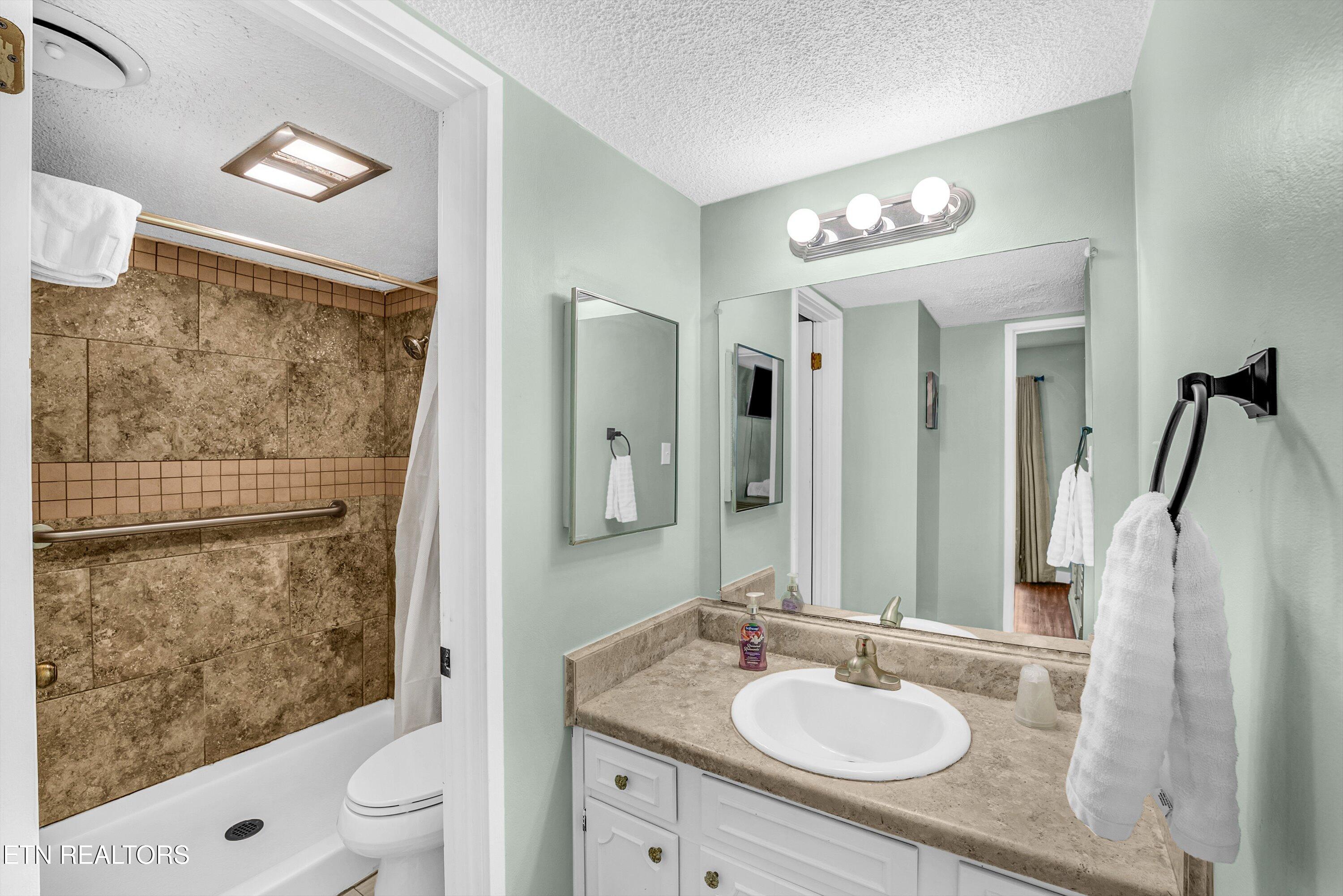 1081 Cove Road Sevierville TN 37876