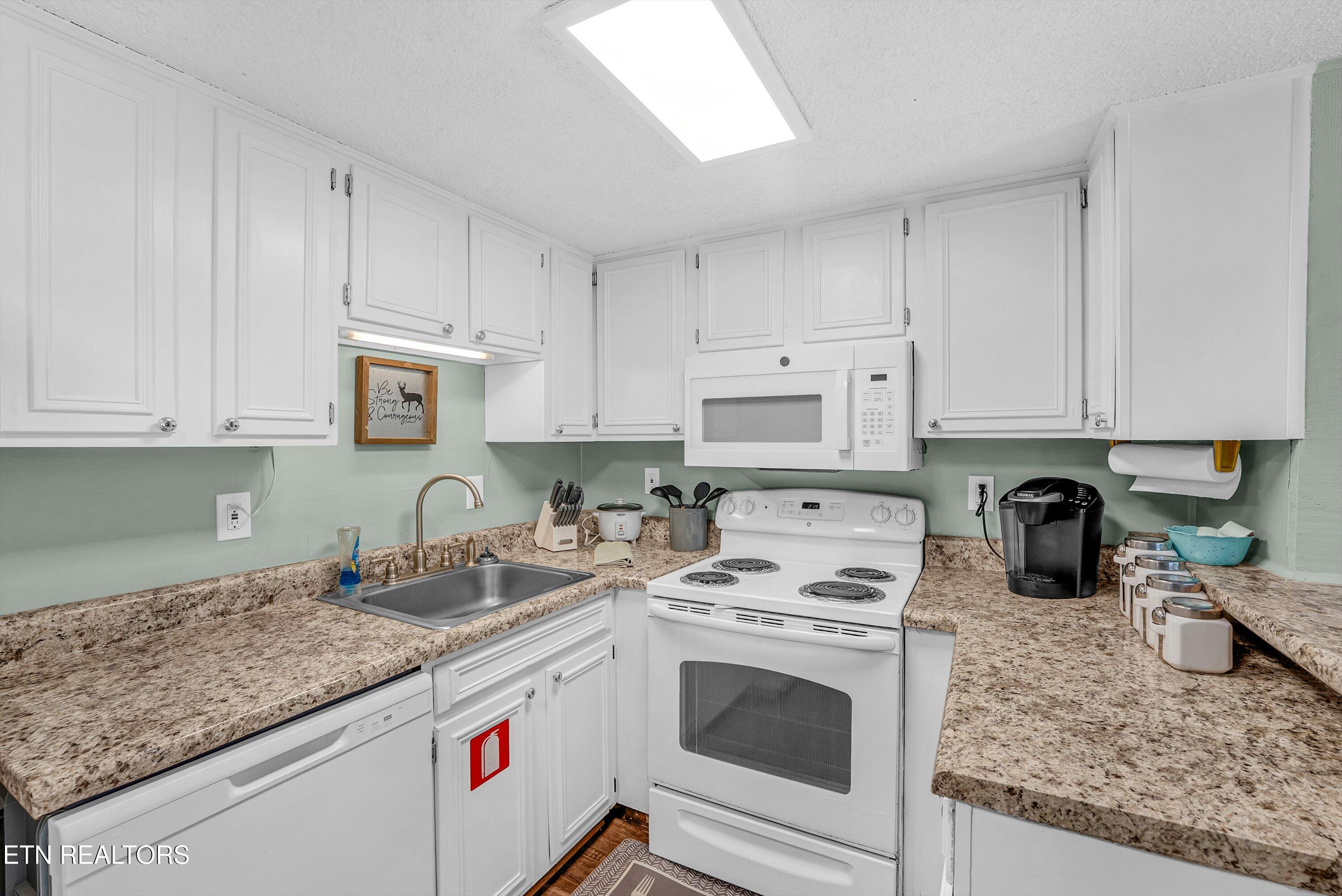 1081 Cove Road Sevierville TN 37876