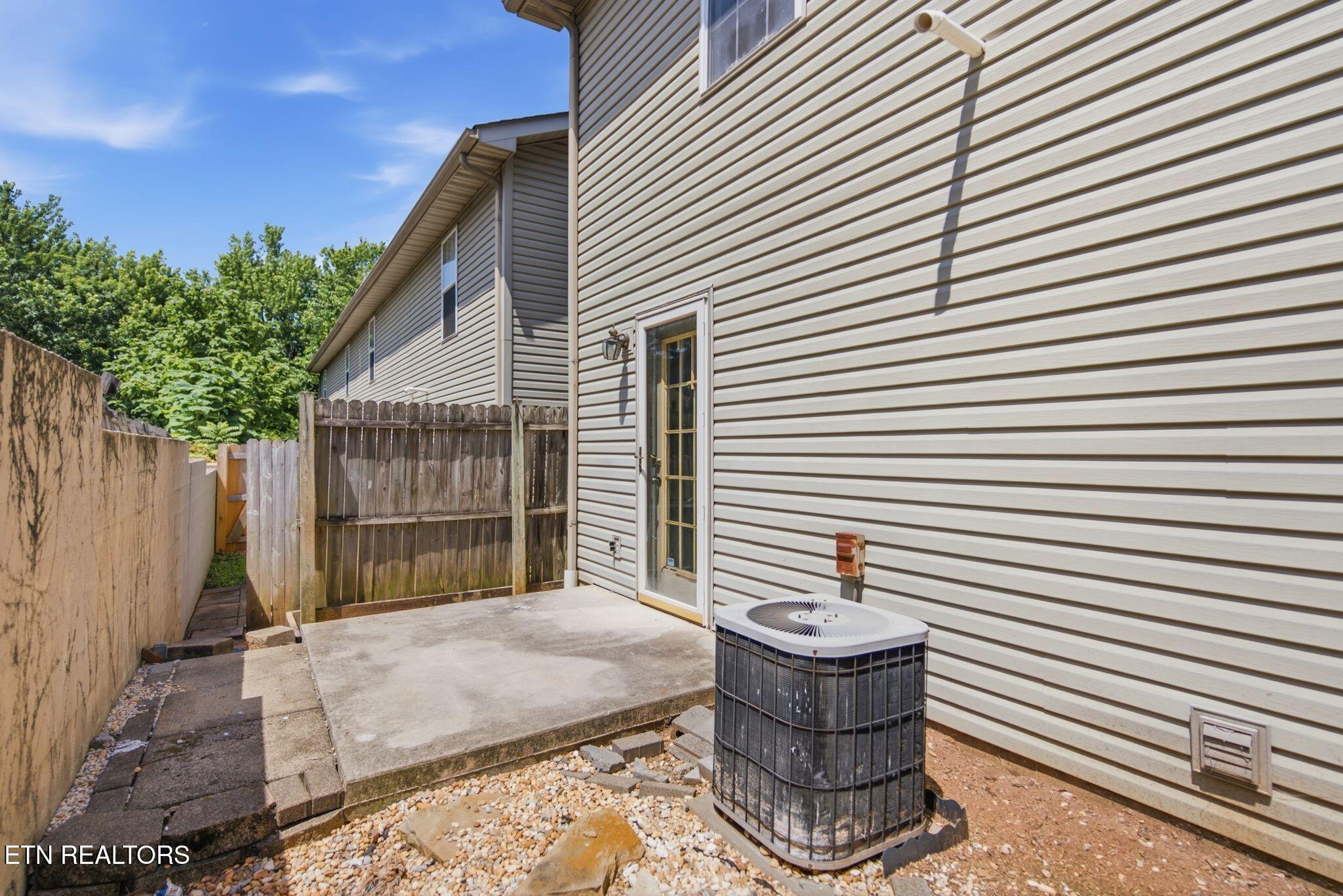 3216 Quiet Way Knoxville TN 37918
