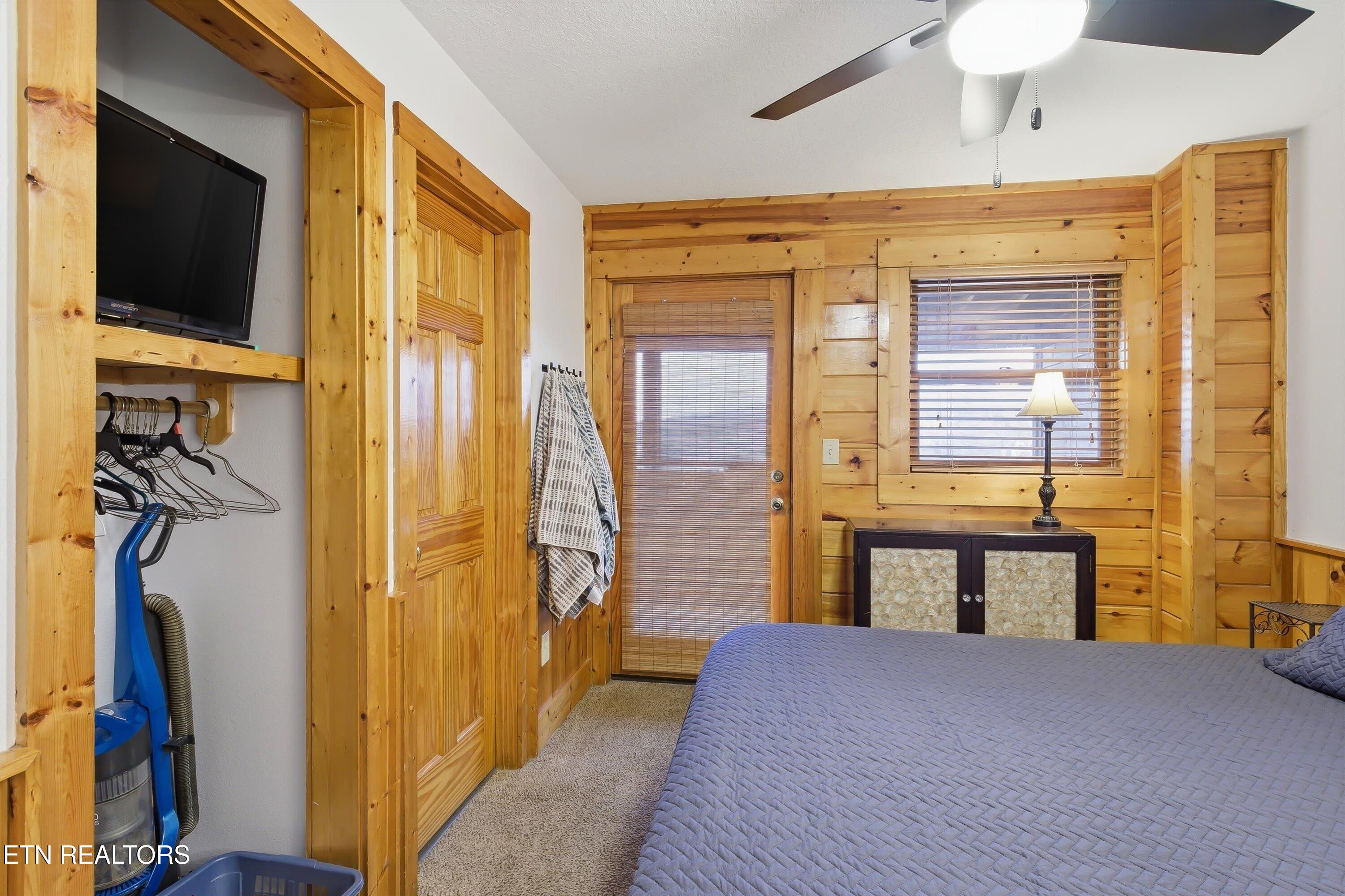 423 Big Bear Way Pigeon Forge TN 37863