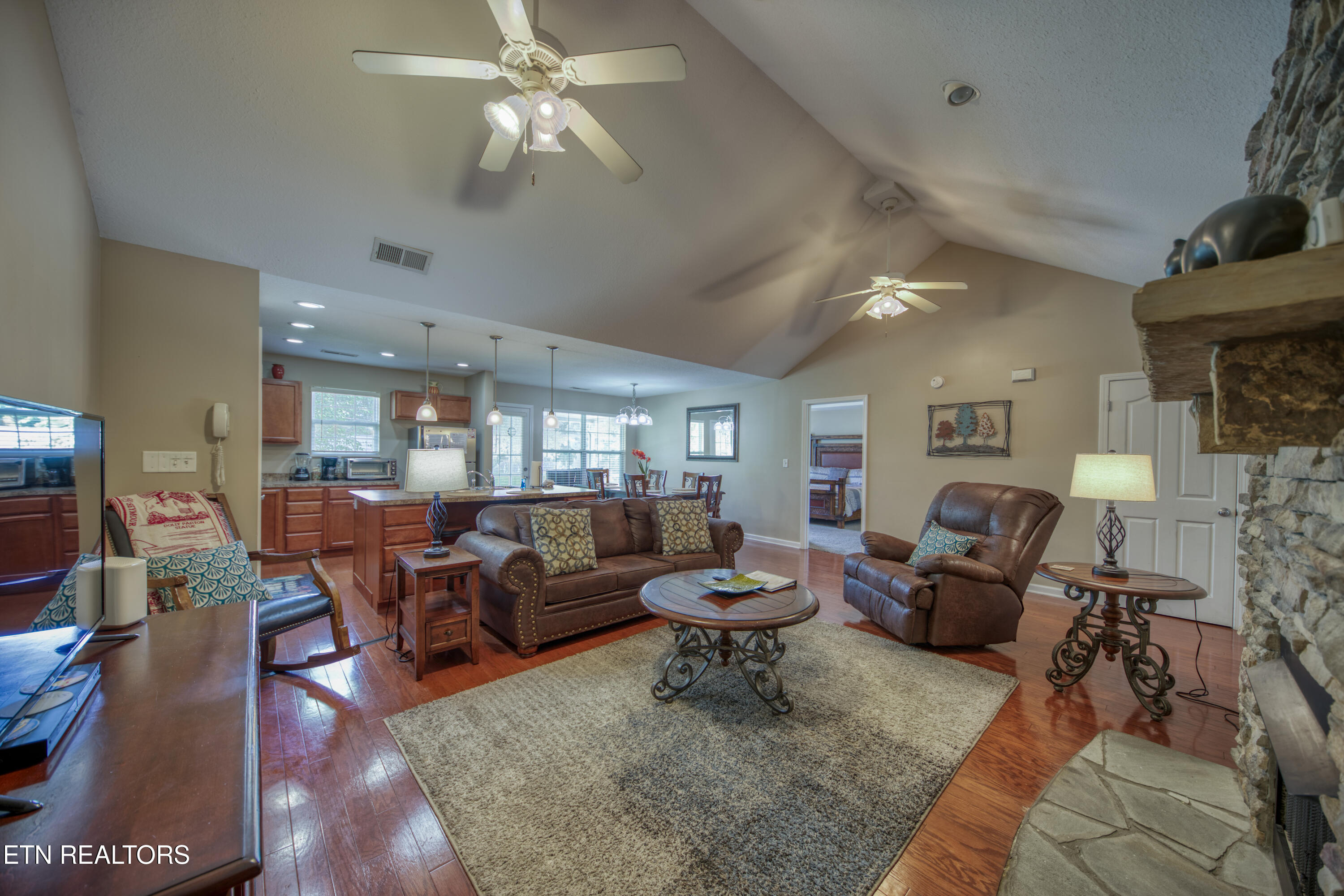 332 Meriwether Way Pigeon Forge TN 37863