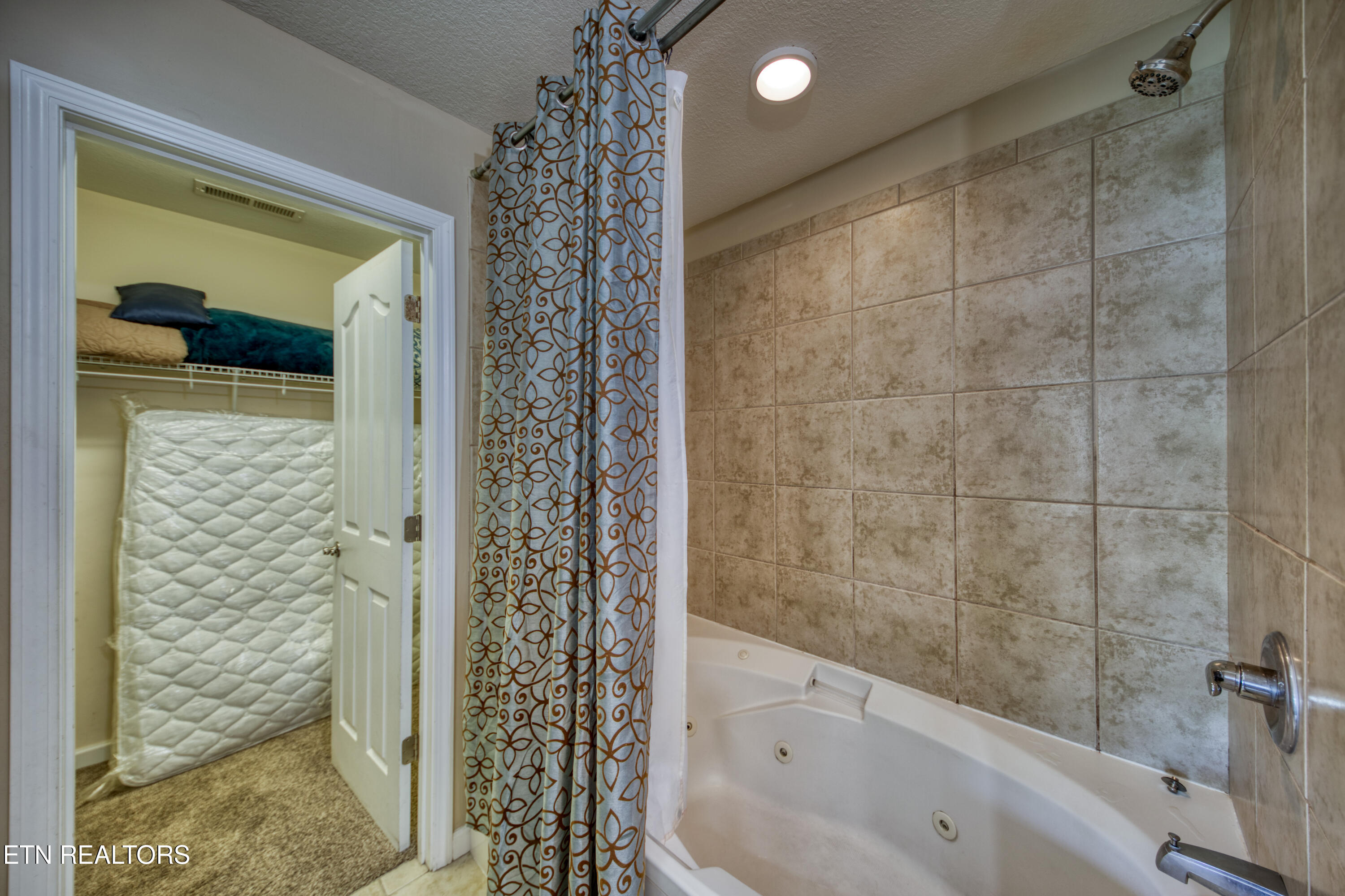 332 Meriwether Way Pigeon Forge TN 37863