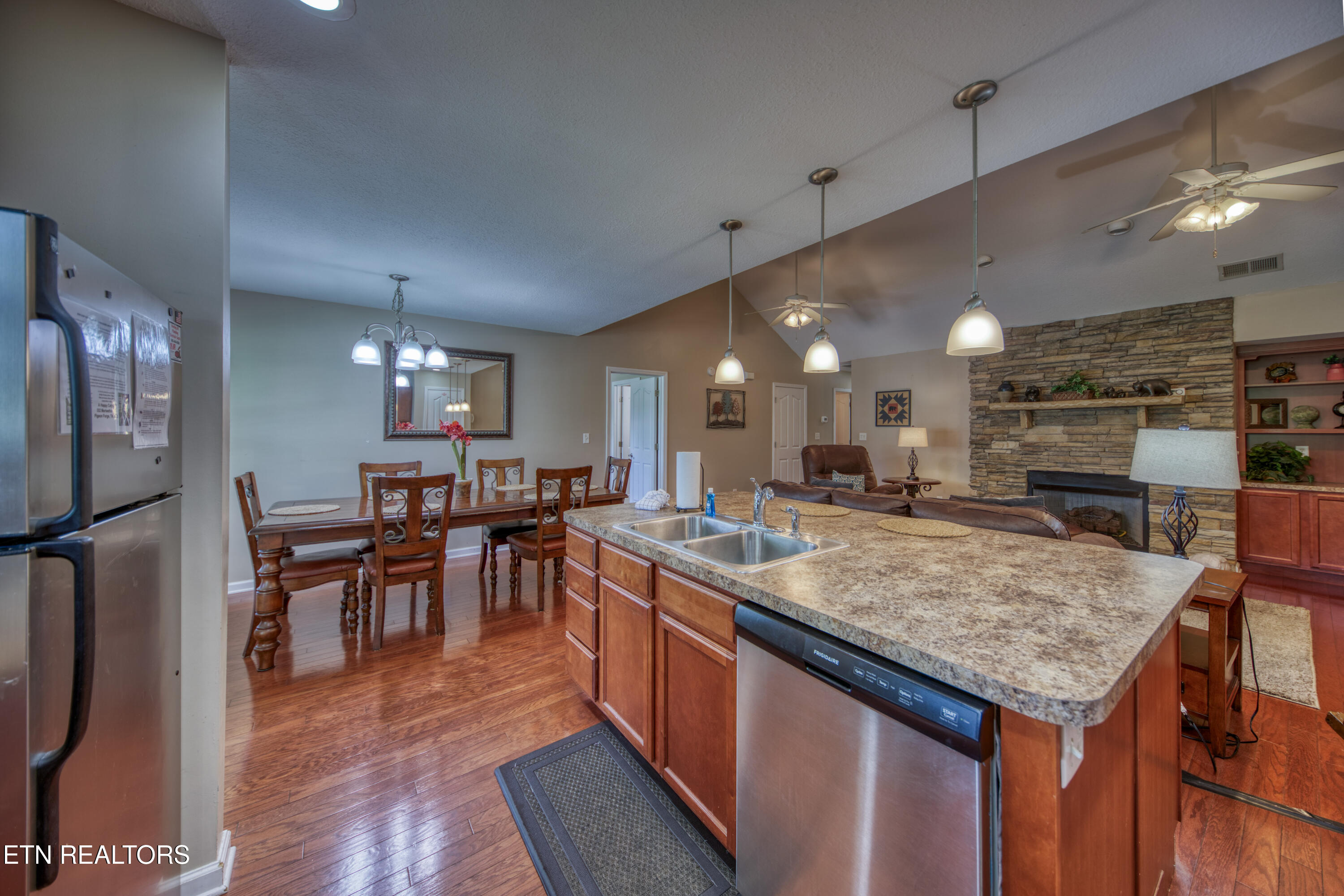 332 Meriwether Way Pigeon Forge TN 37863