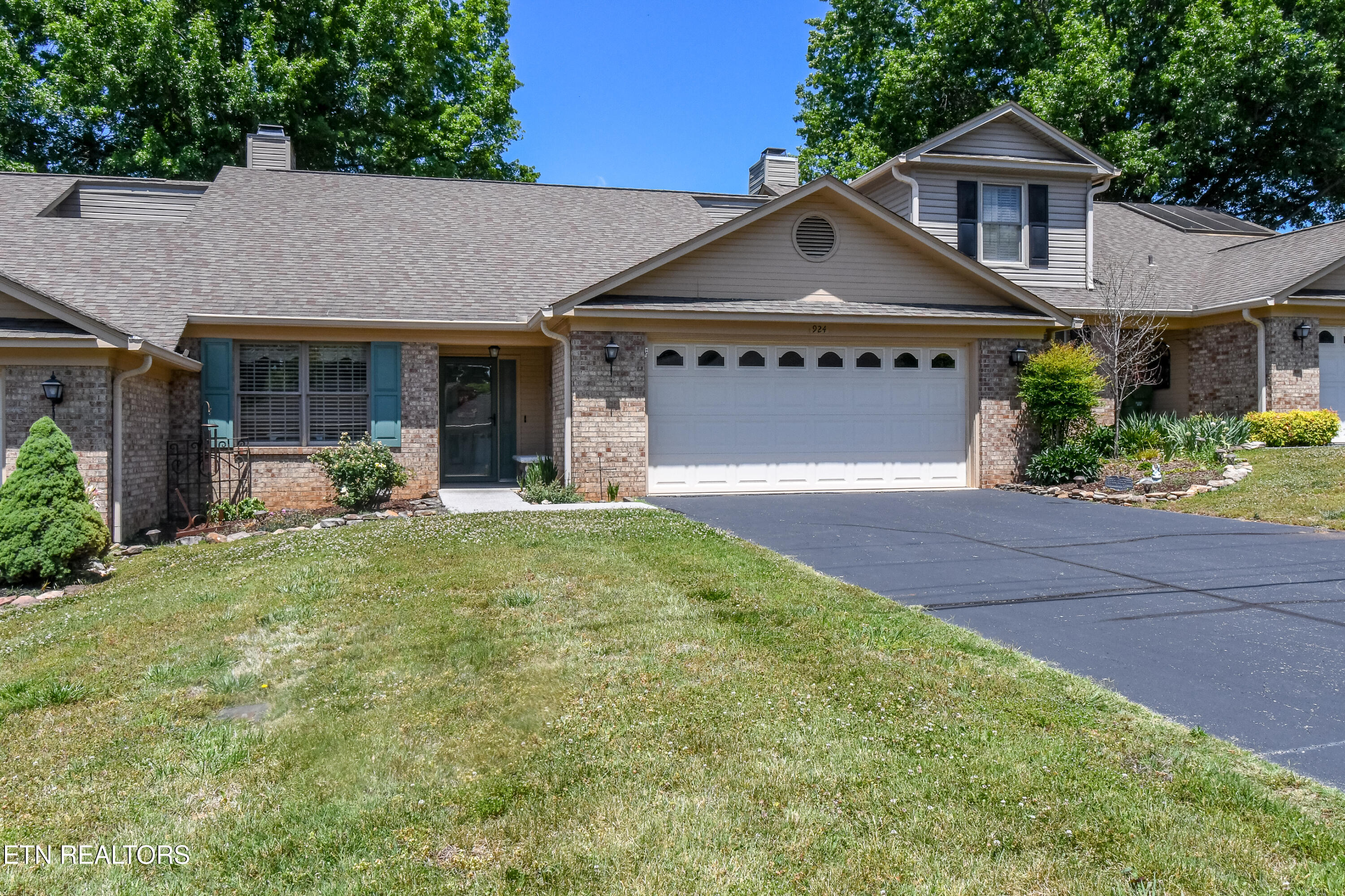 924 Jamestown Way Maryville TN 37803