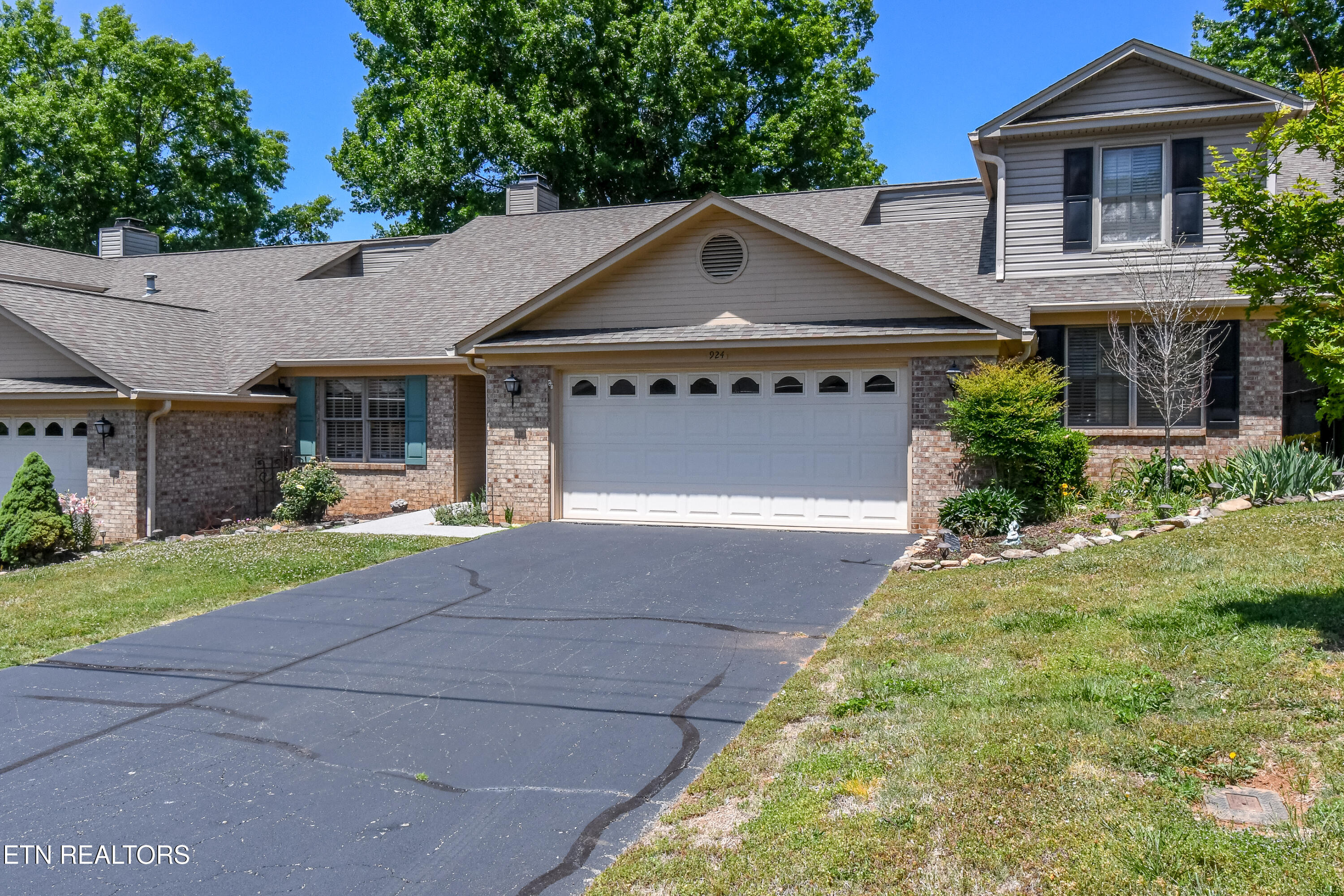 924 Jamestown Way Maryville TN 37803
