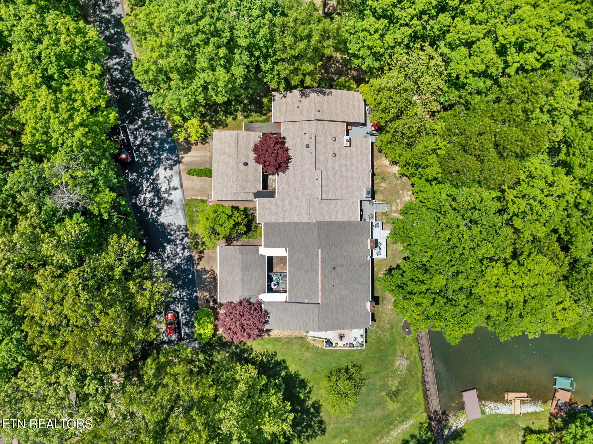 18 Woodland Terrace Fairfield Glade TN 38558