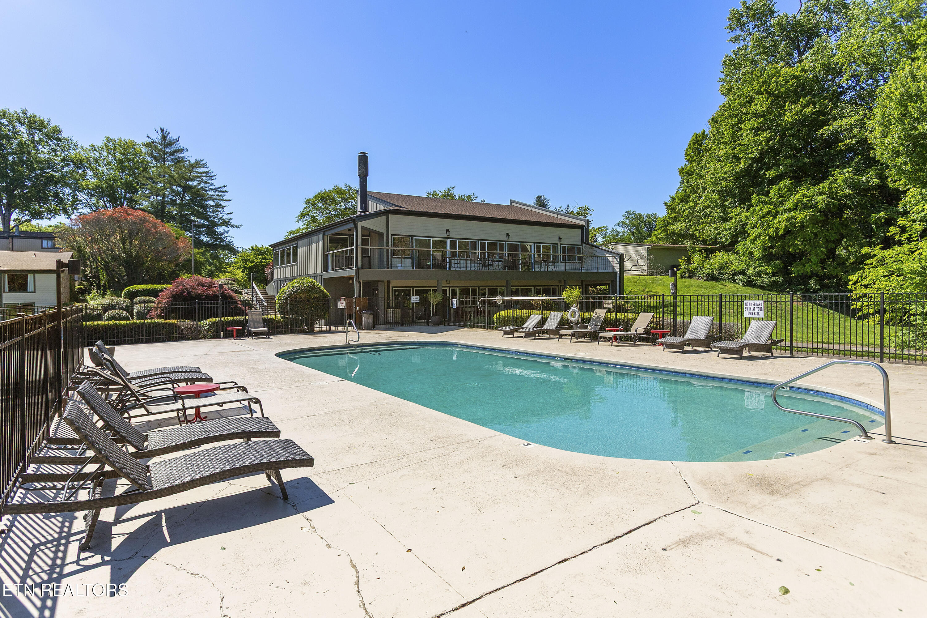 1954 Cherokee Bluff Drive Knoxville TN 37920