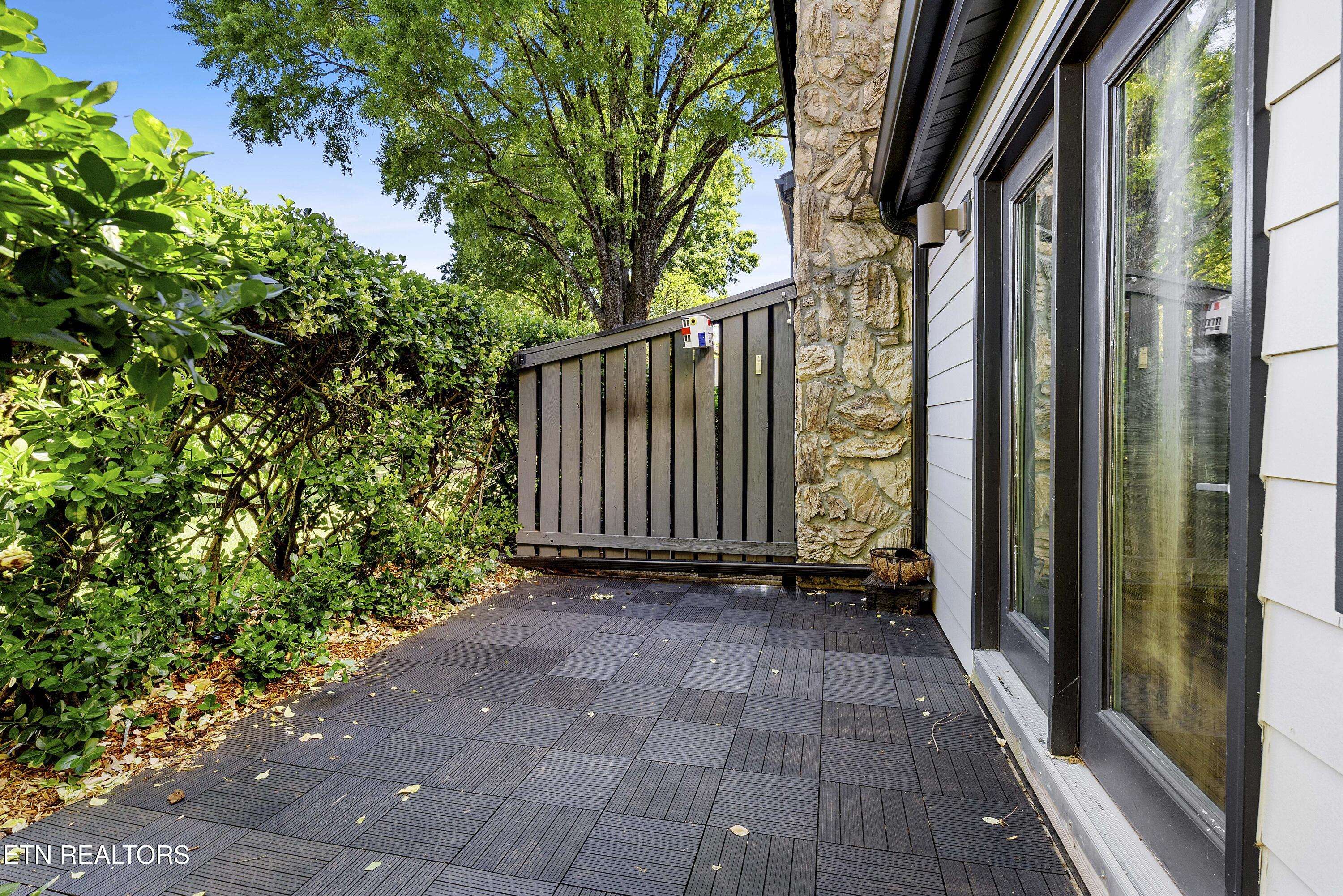 1954 Cherokee Bluff Drive Knoxville TN 37920