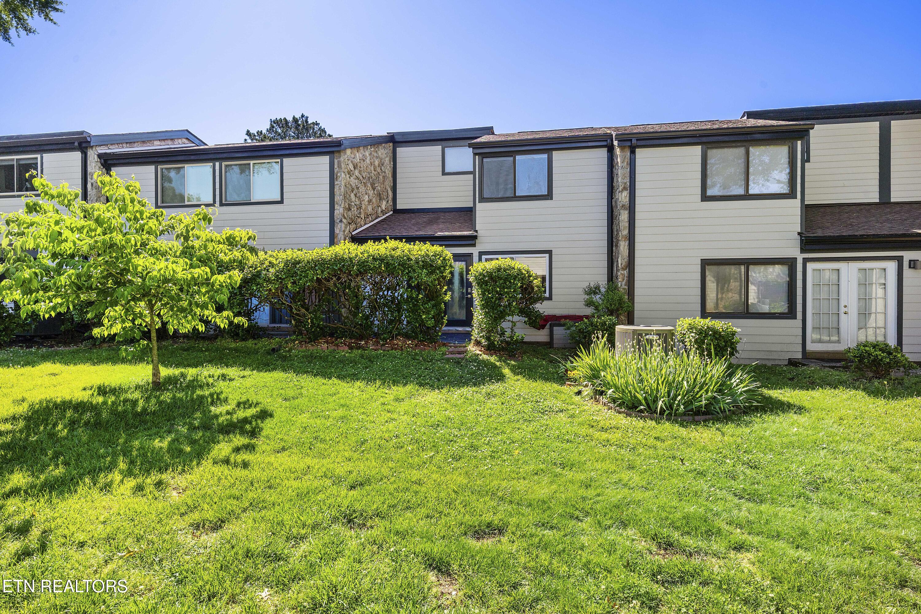 1954 Cherokee Bluff Drive Knoxville TN 37920