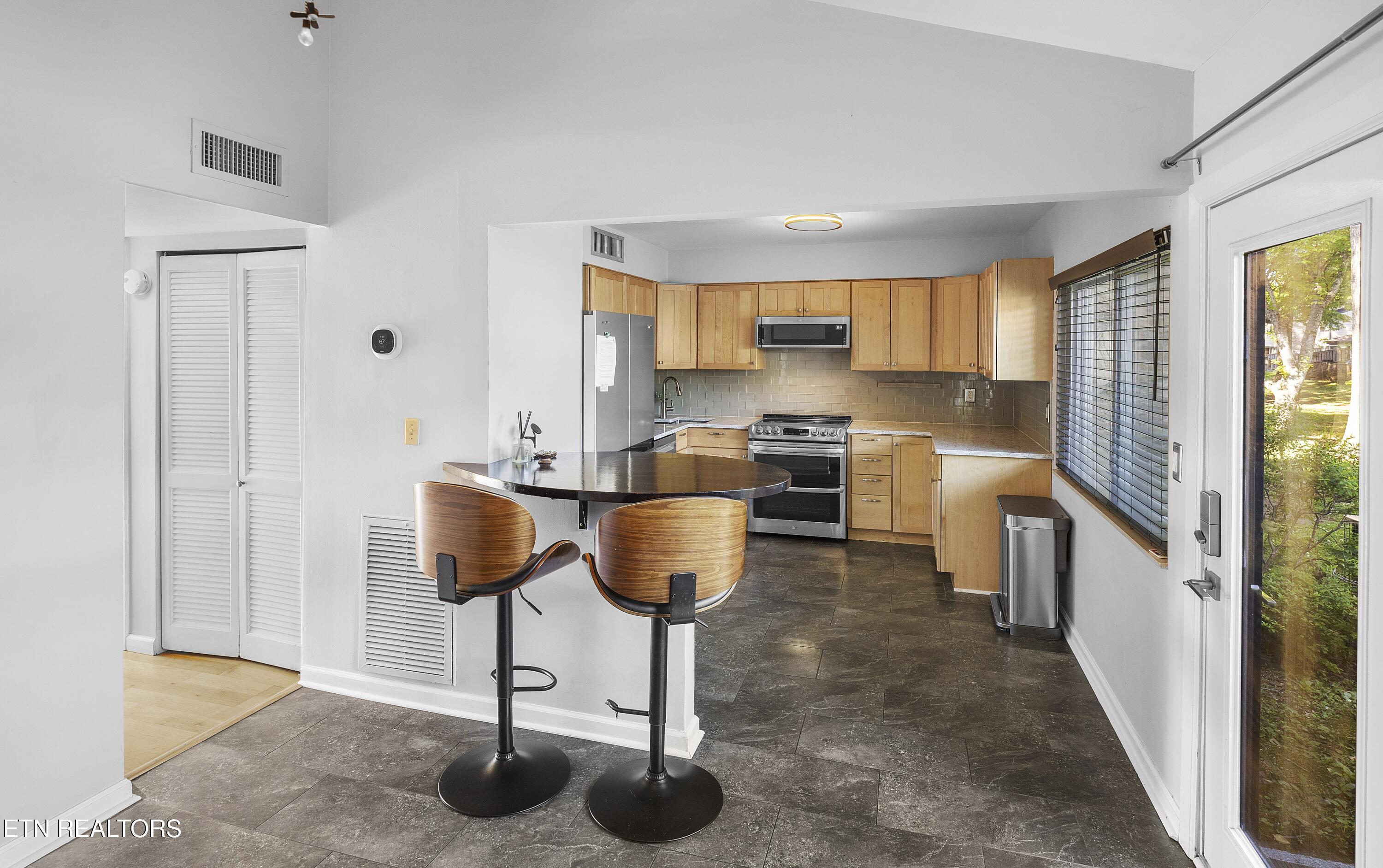 1954 Cherokee Bluff Drive Knoxville TN 37920