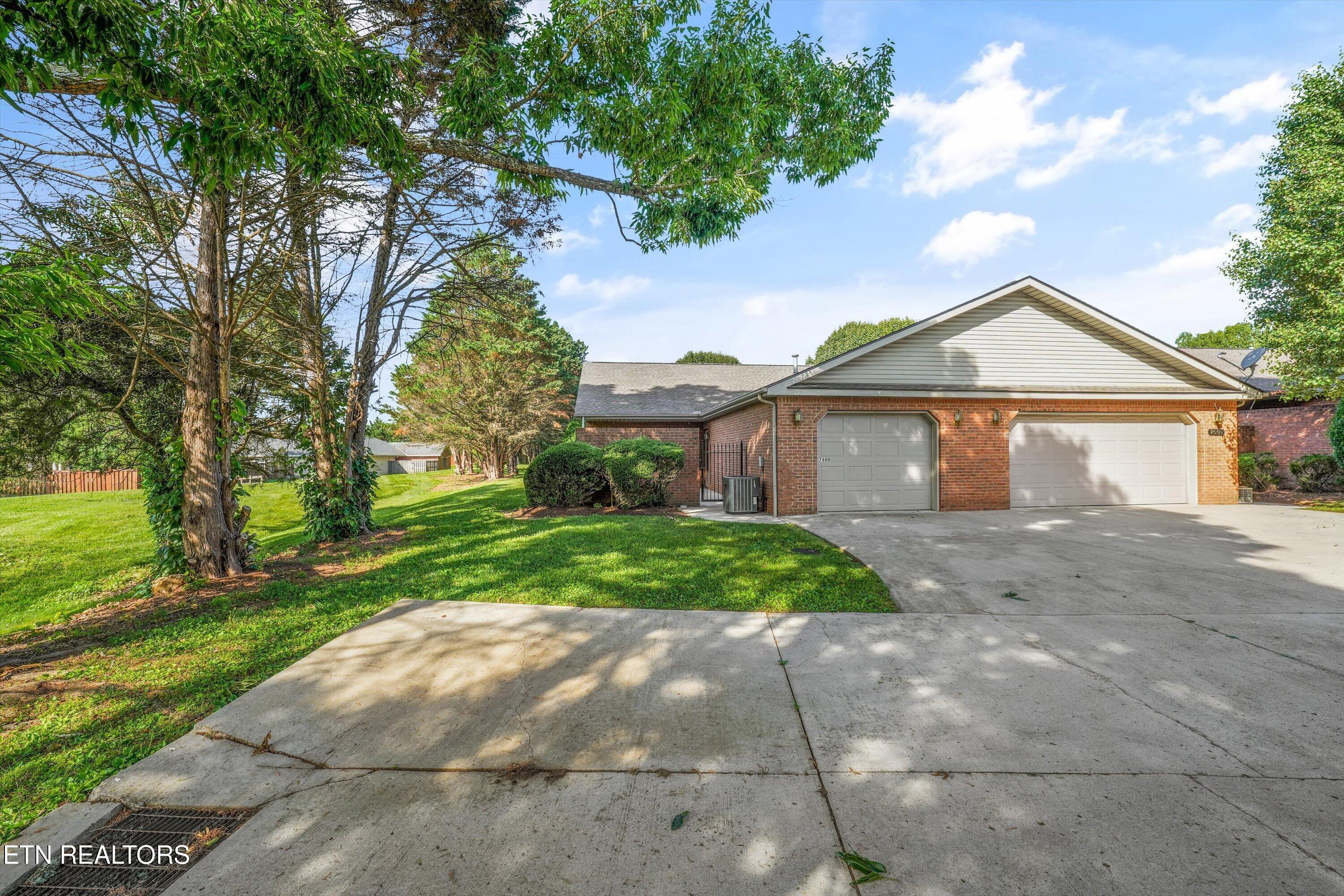 7600 Pauline Way Knoxville TN 37938