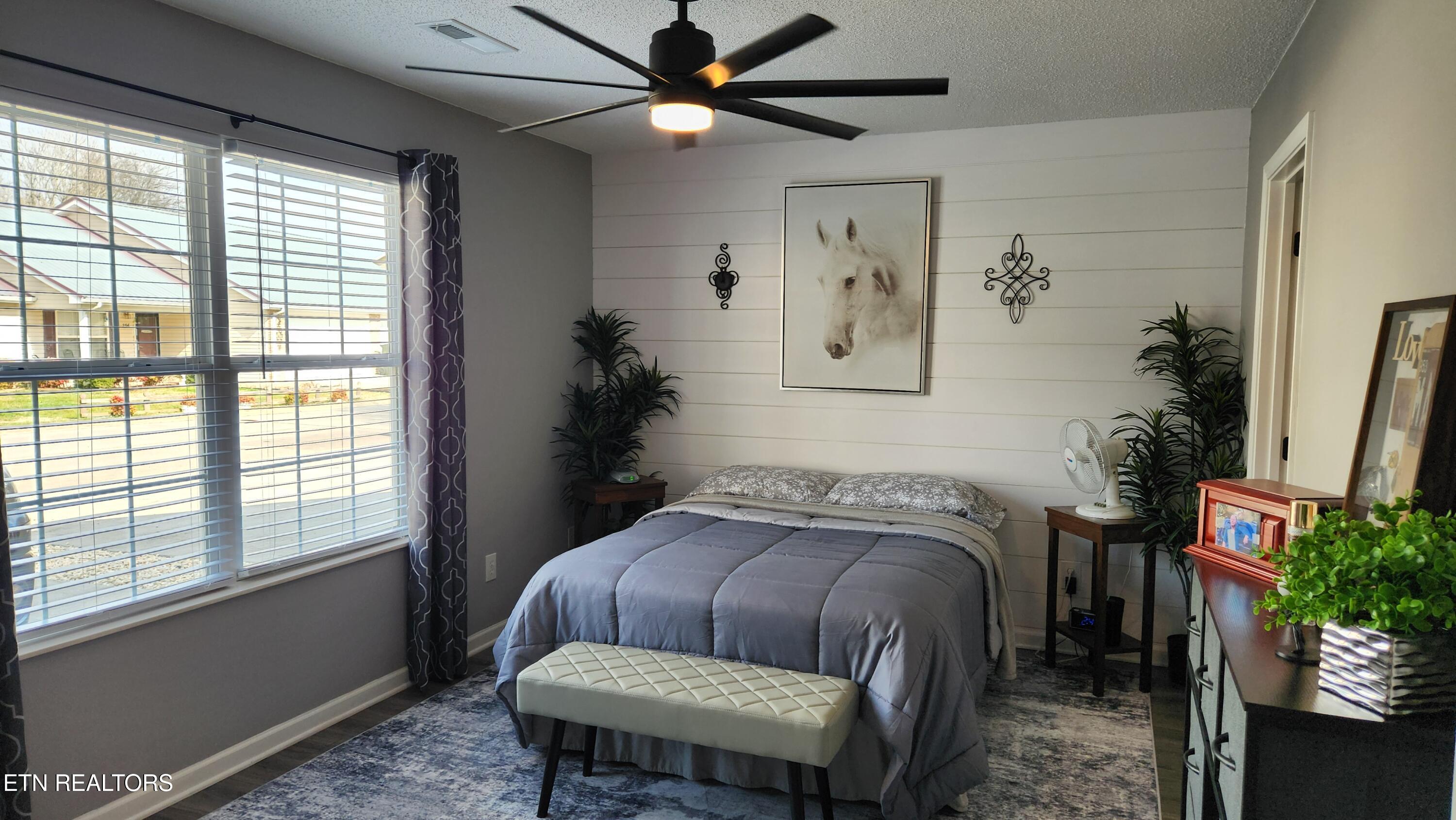 261 Dumplin Lane Kodak TN 37764