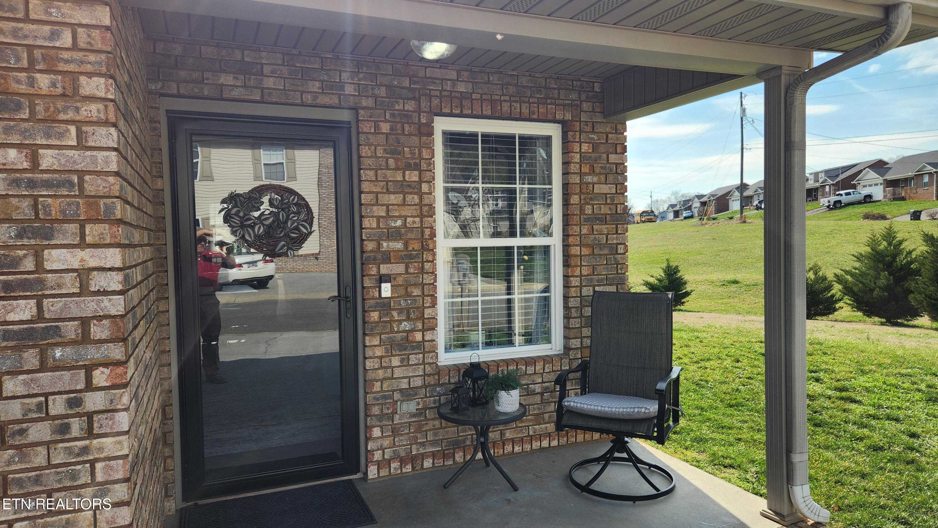 261 Dumplin Lane Kodak TN 37764