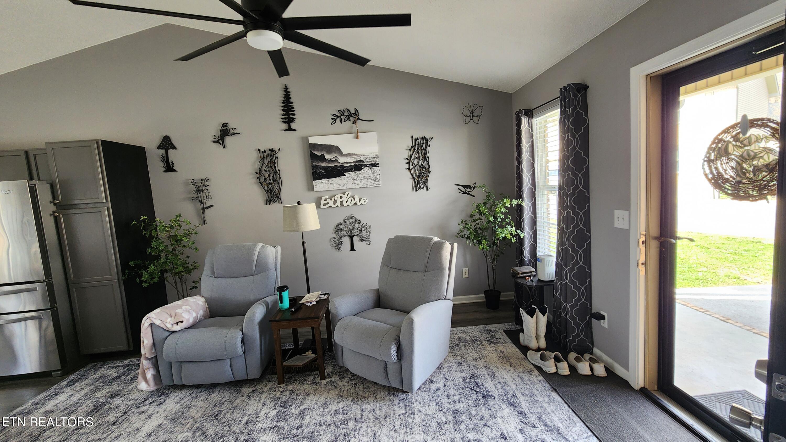 261 Dumplin Lane Kodak TN 37764