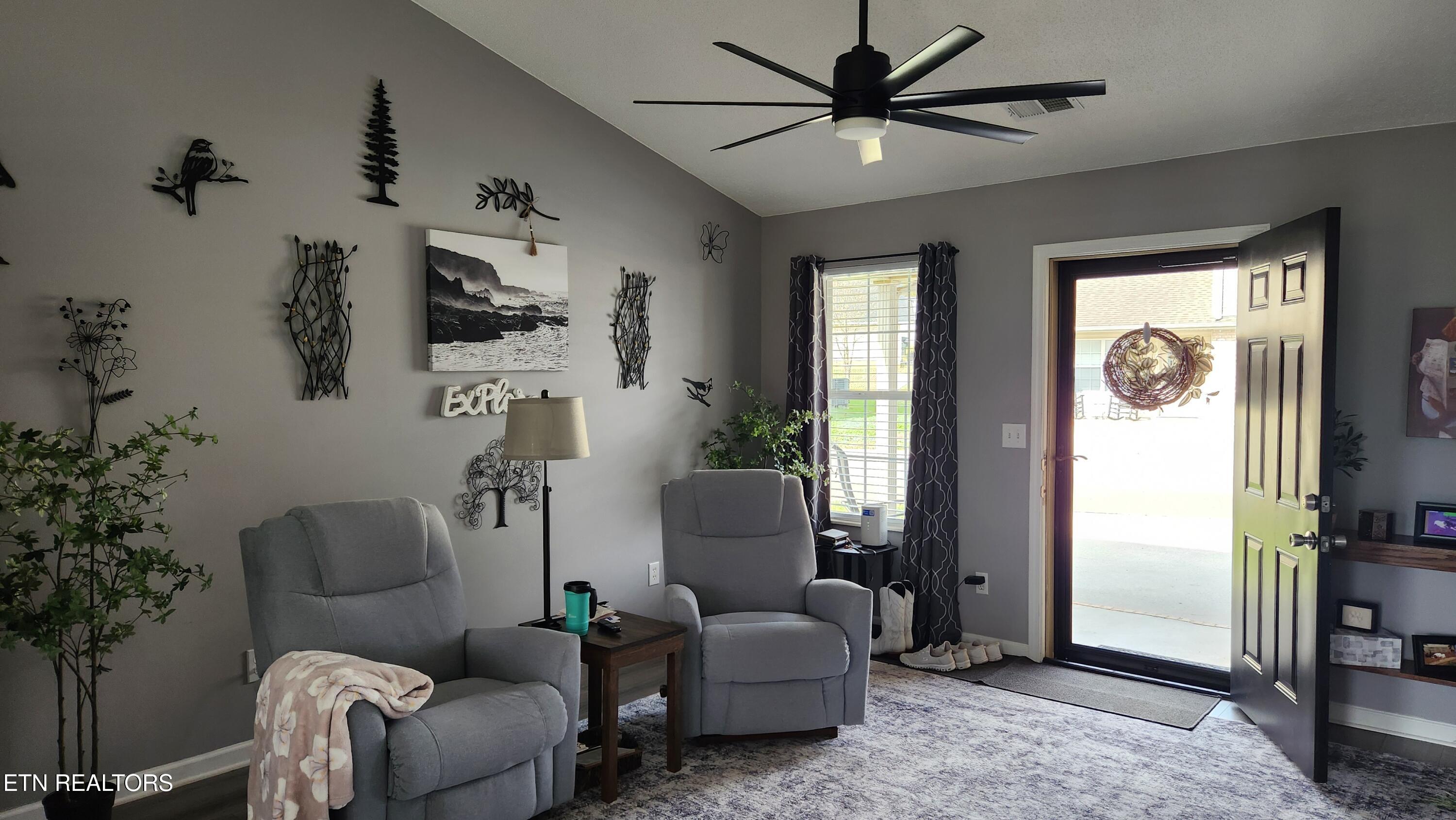 261 Dumplin Lane Kodak TN 37764