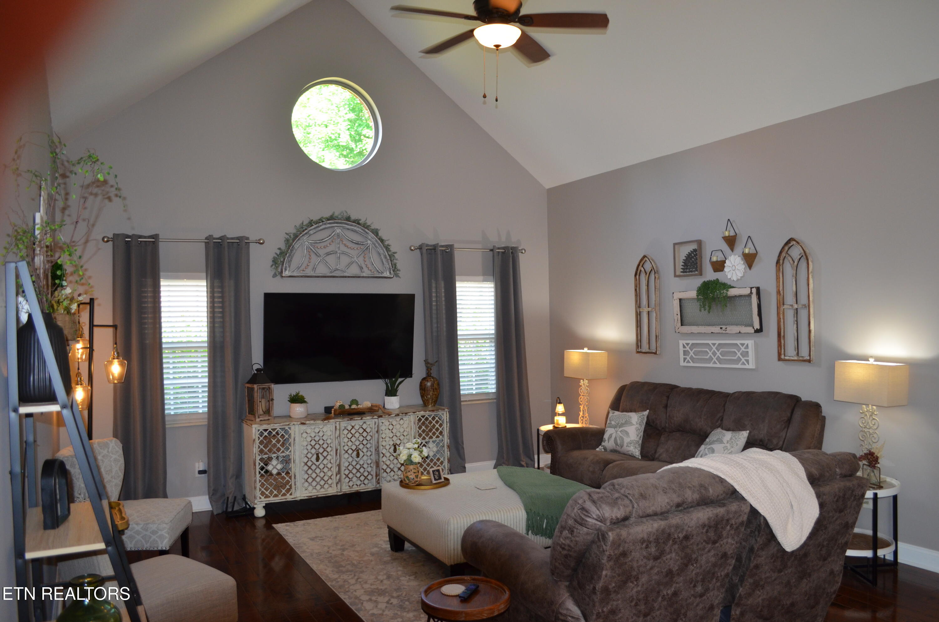 2803 Knob Creek Lane Knoxville TN 37912
