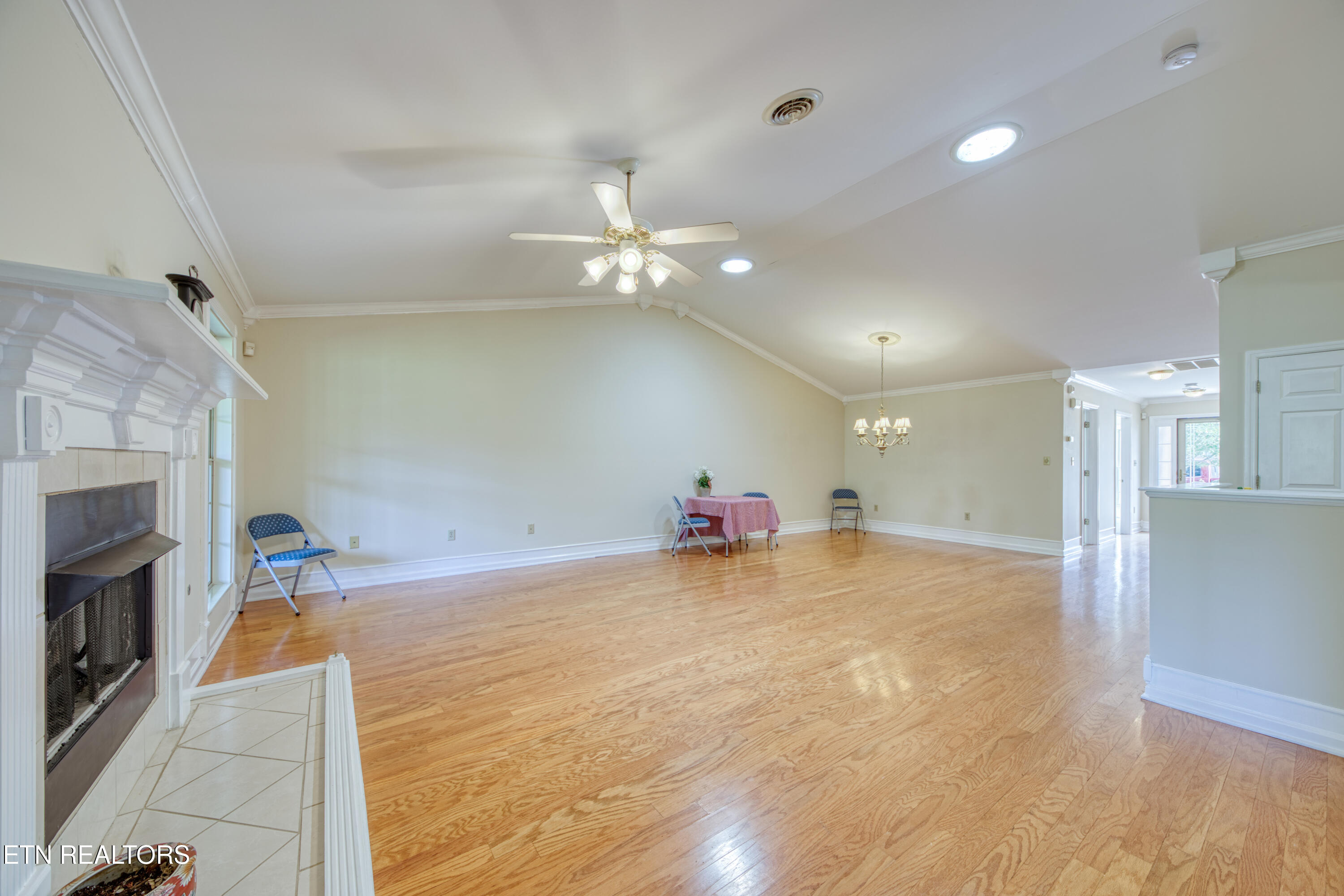 674 Applegate Lane Knoxville TN 37934