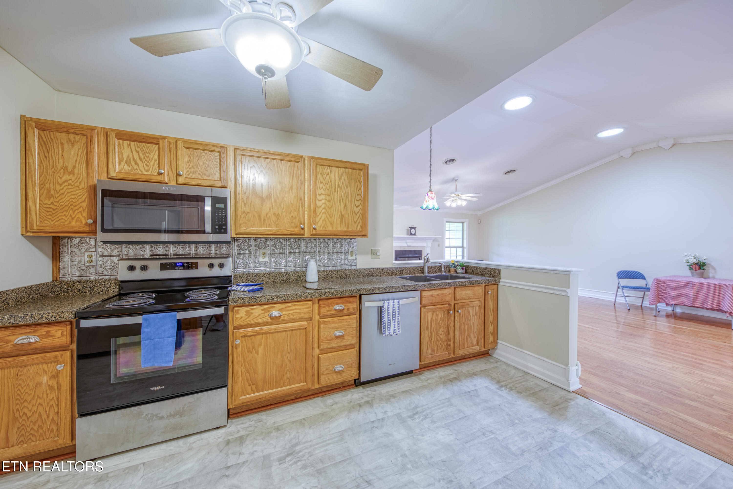 674 Applegate Lane Knoxville TN 37934