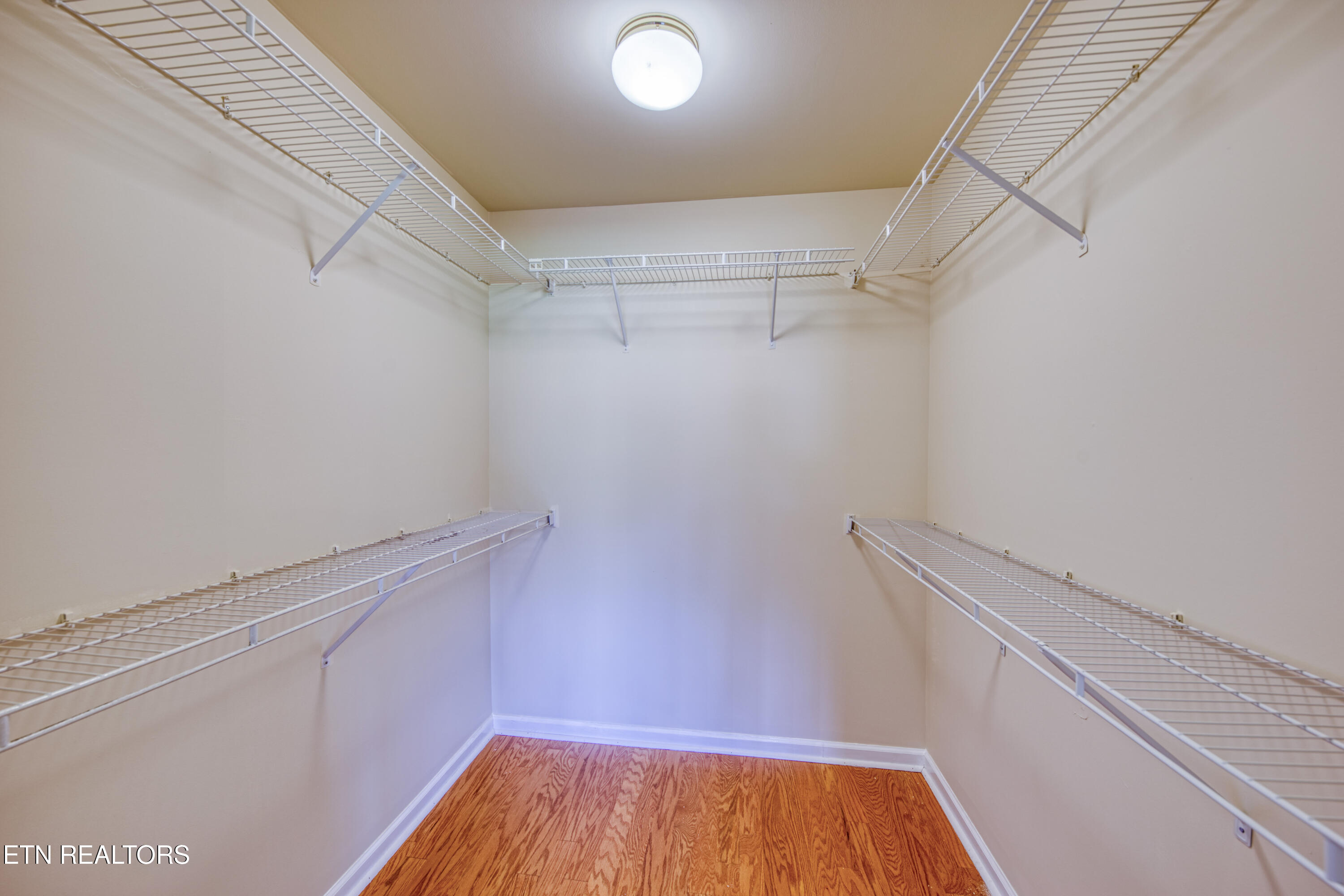 674 Applegate Lane Knoxville TN 37934