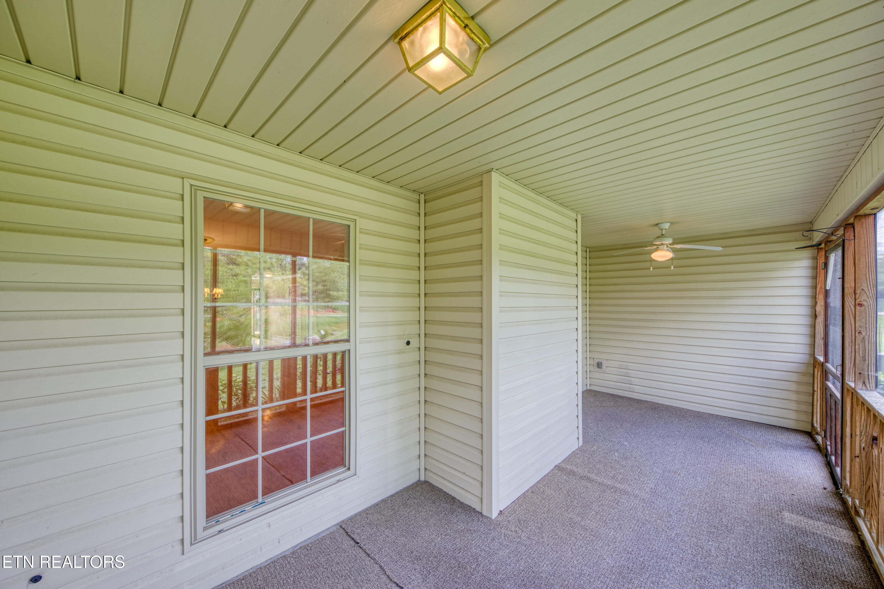674 Applegate Lane Knoxville TN 37934