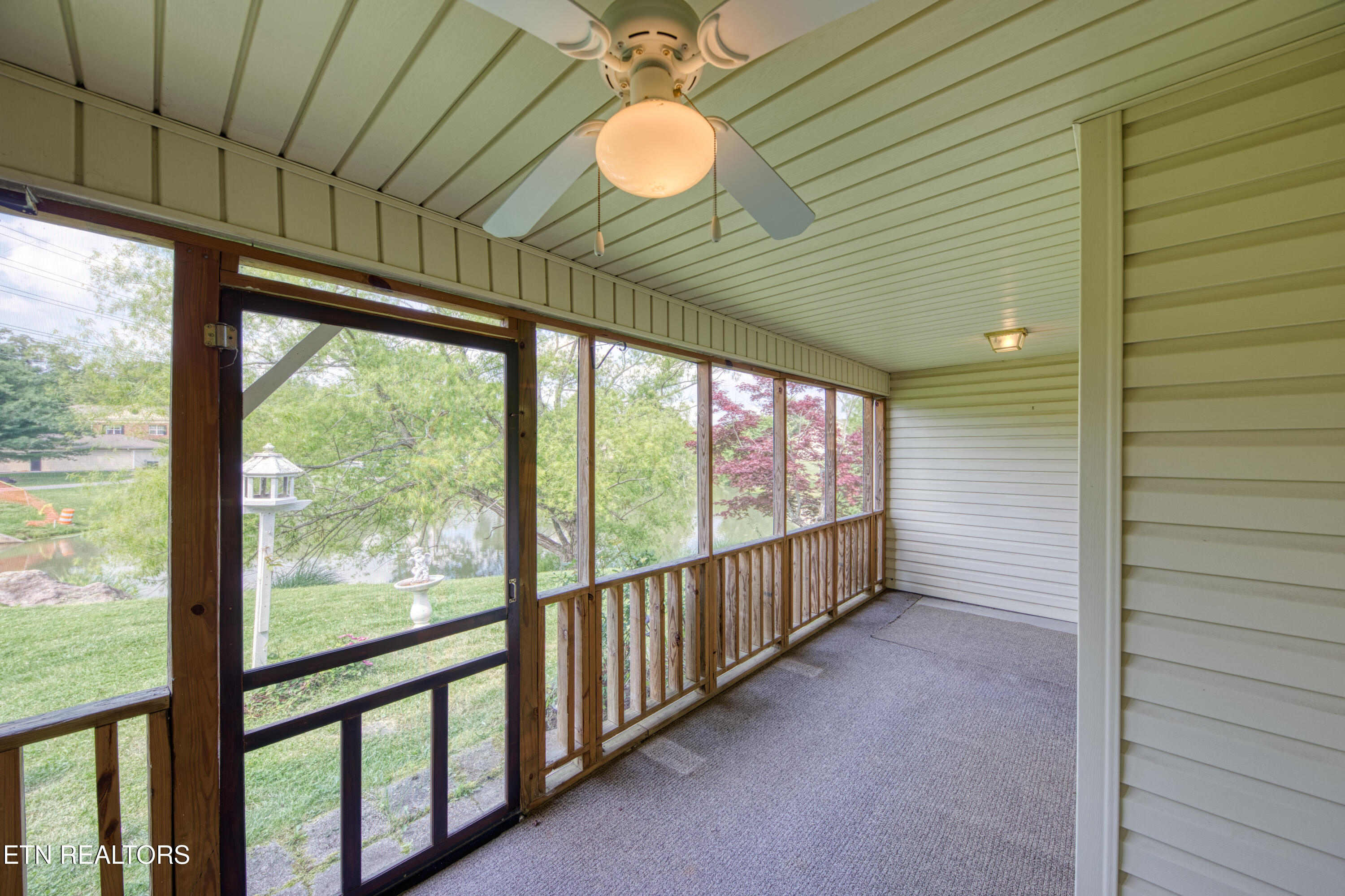 674 Applegate Lane Knoxville TN 37934