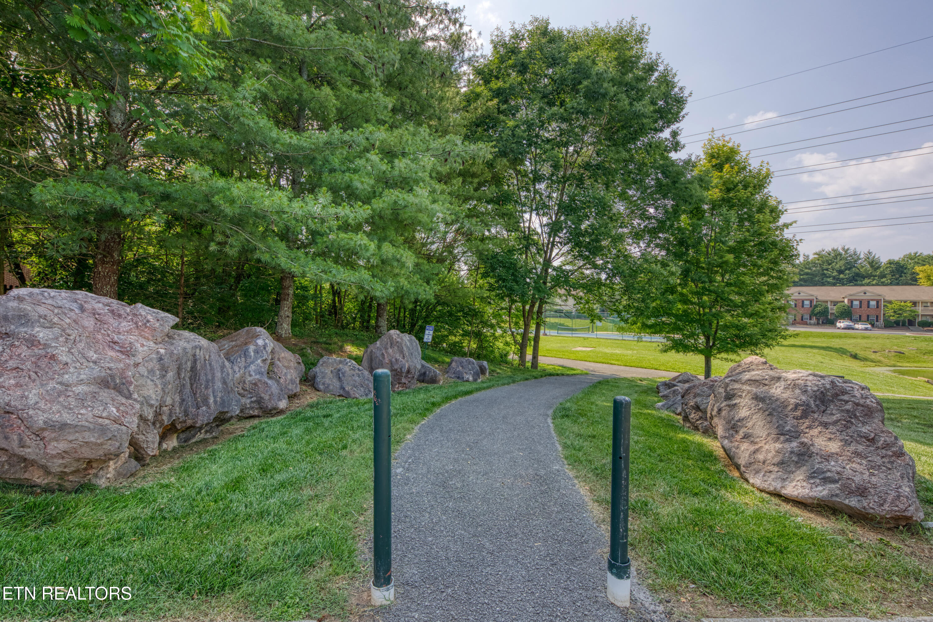 674 Applegate Lane Knoxville TN 37934