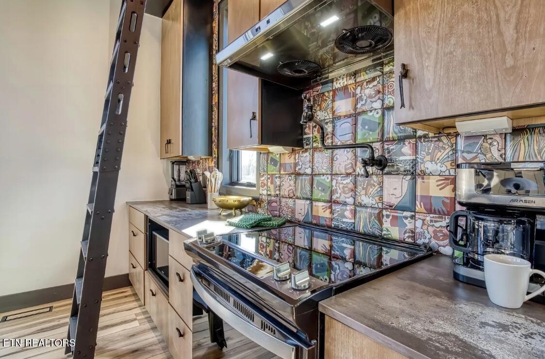 210 Granite Drive Sevierville TN 37876