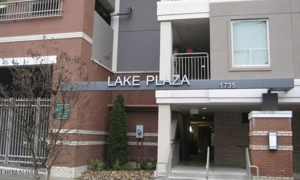 1735 Lake Avenue Knoxville TN 37916
