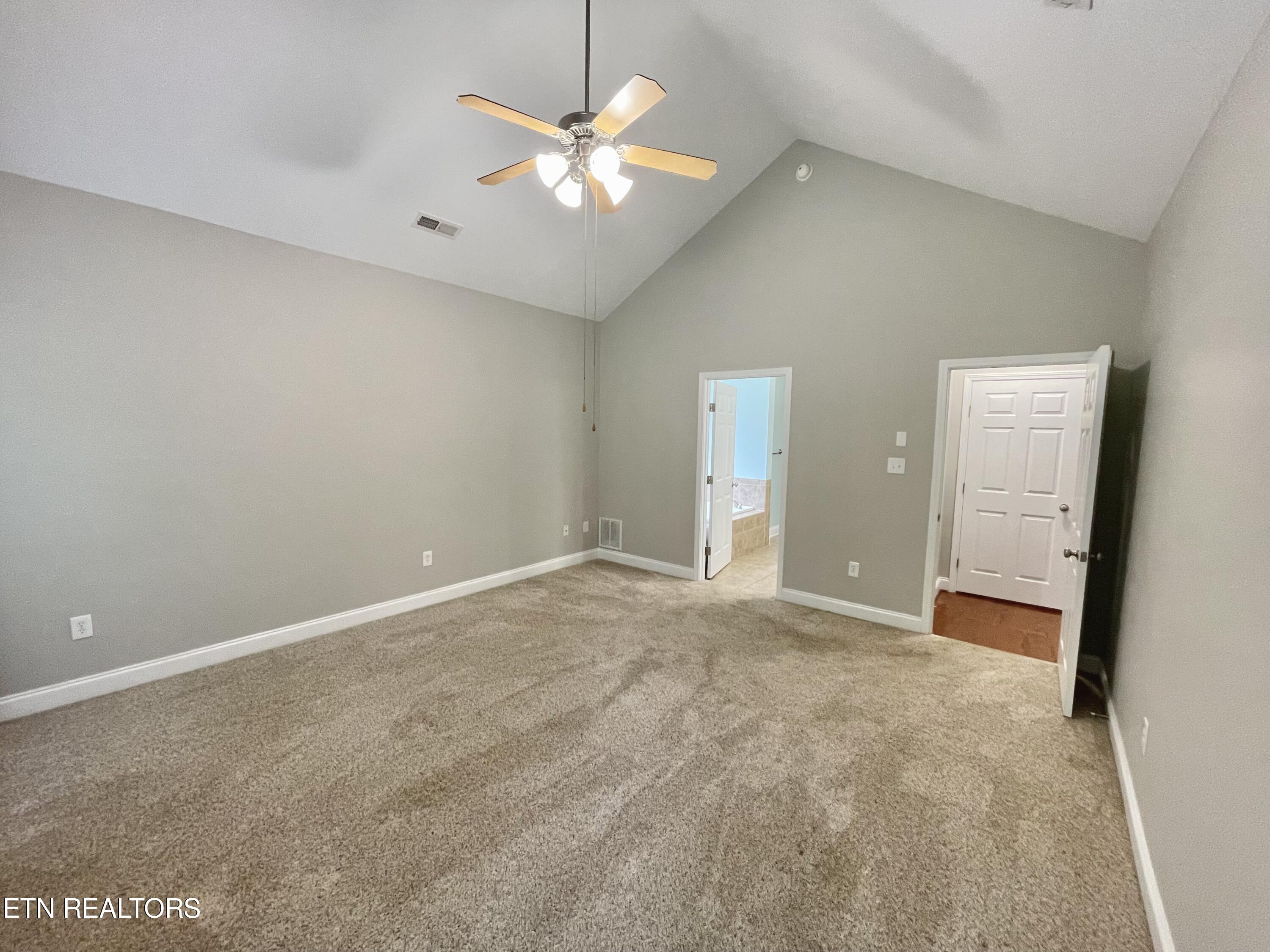 5551 Beverly Square Way Knoxville TN 37918