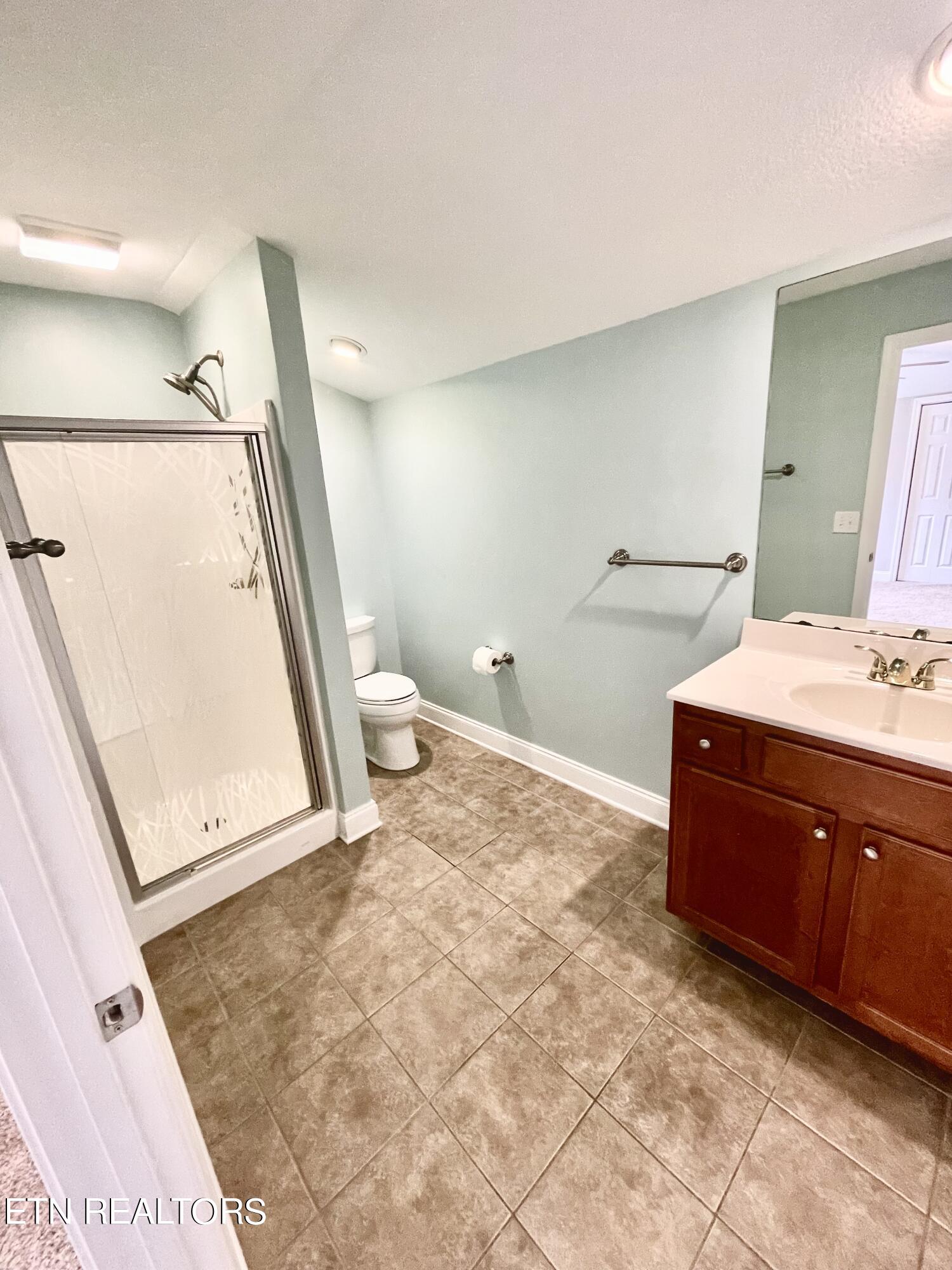 5551 Beverly Square Way Knoxville TN 37918