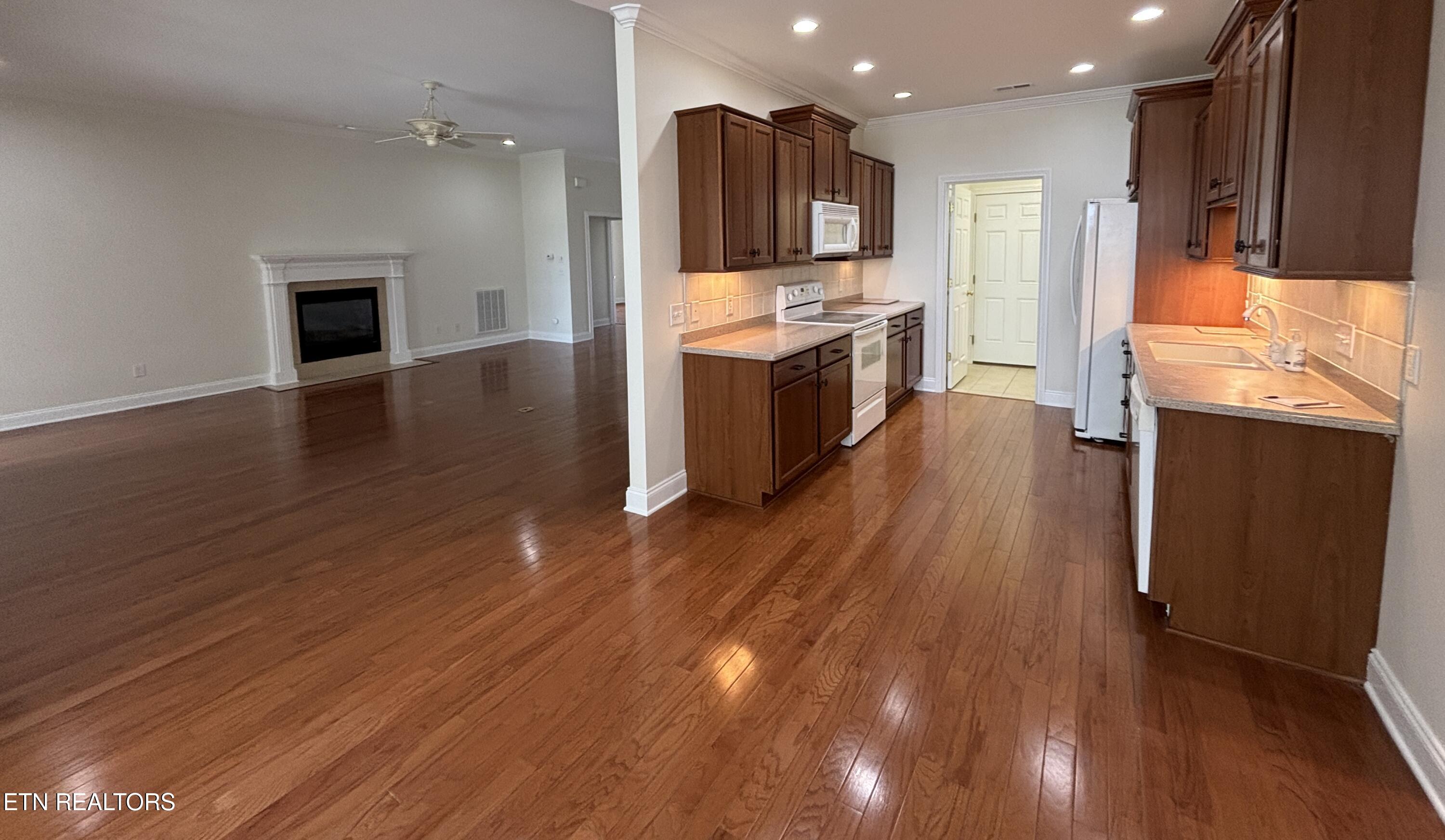 1111 Creekside Village Way Seymour TN 37865