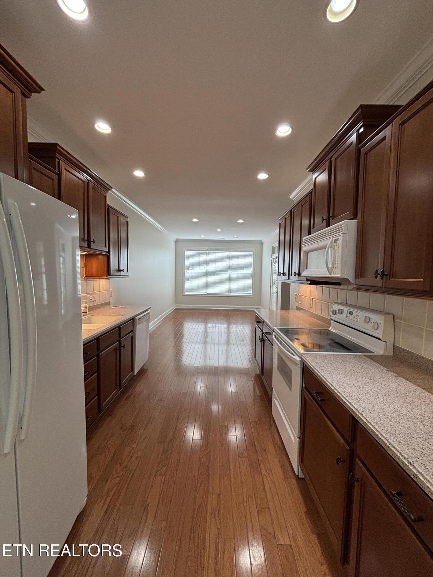 1111 Creekside Village Way Seymour TN 37865