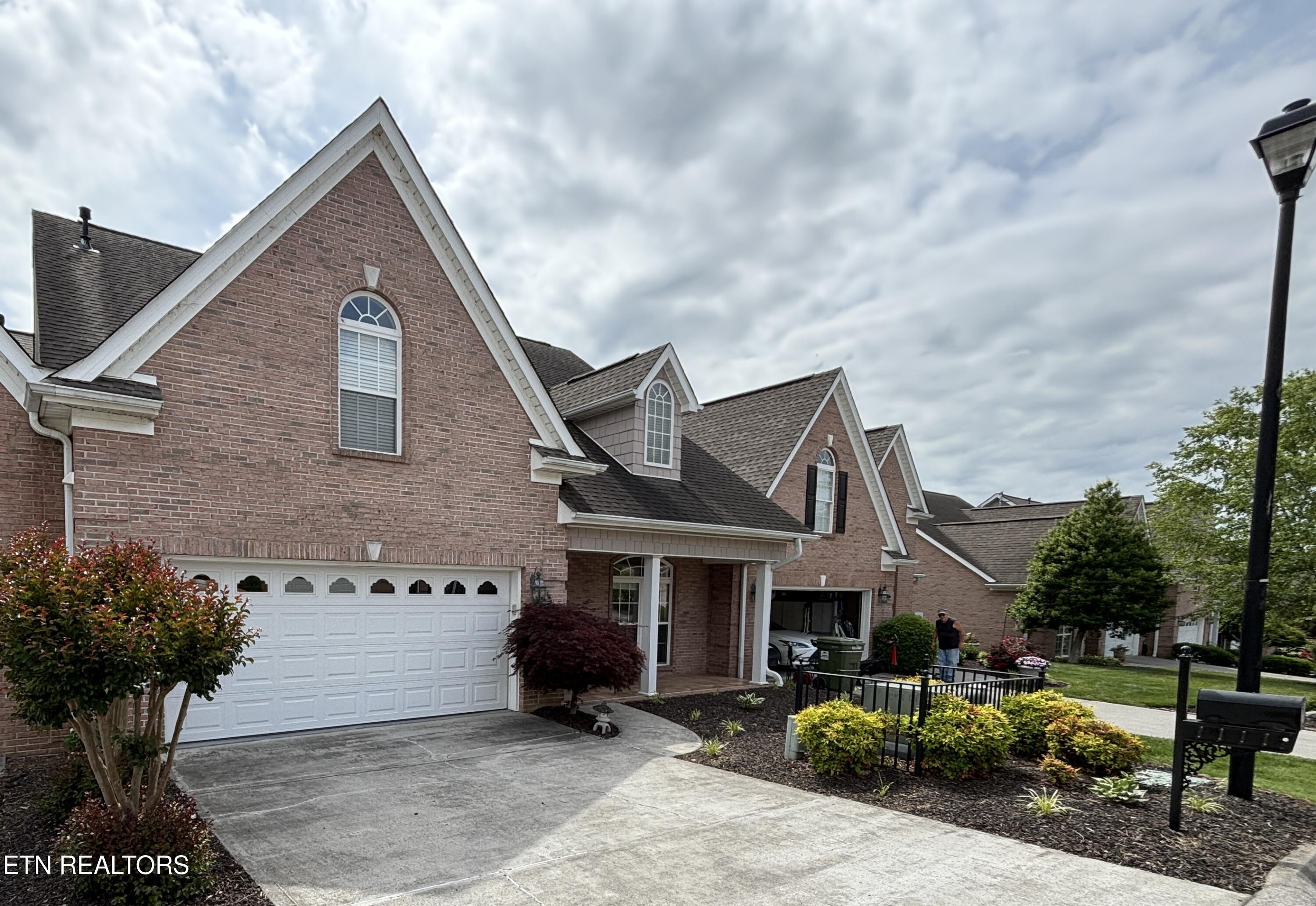 1111 Creekside Village Way Seymour TN 37865