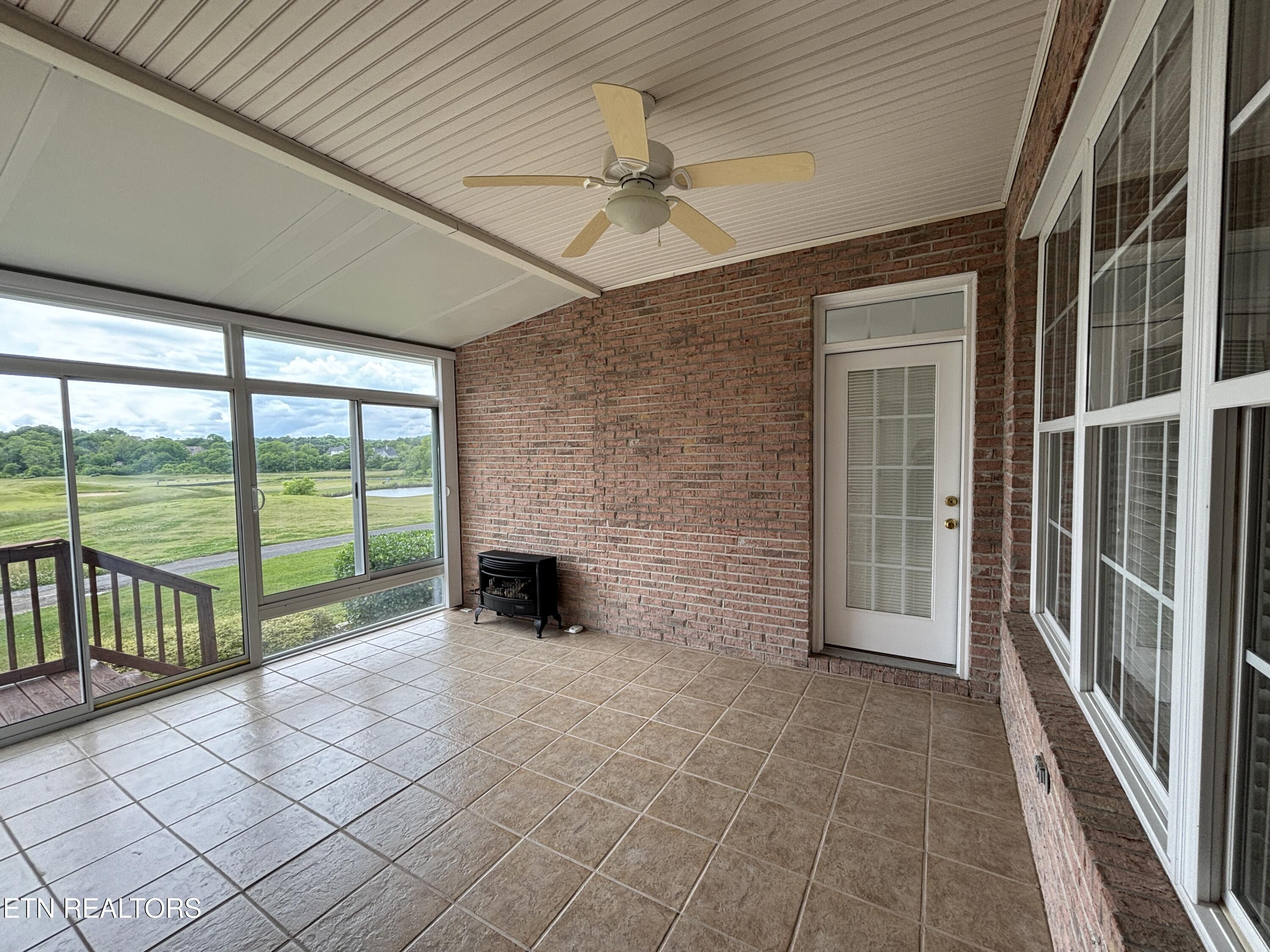 1111 Creekside Village Way Seymour TN 37865