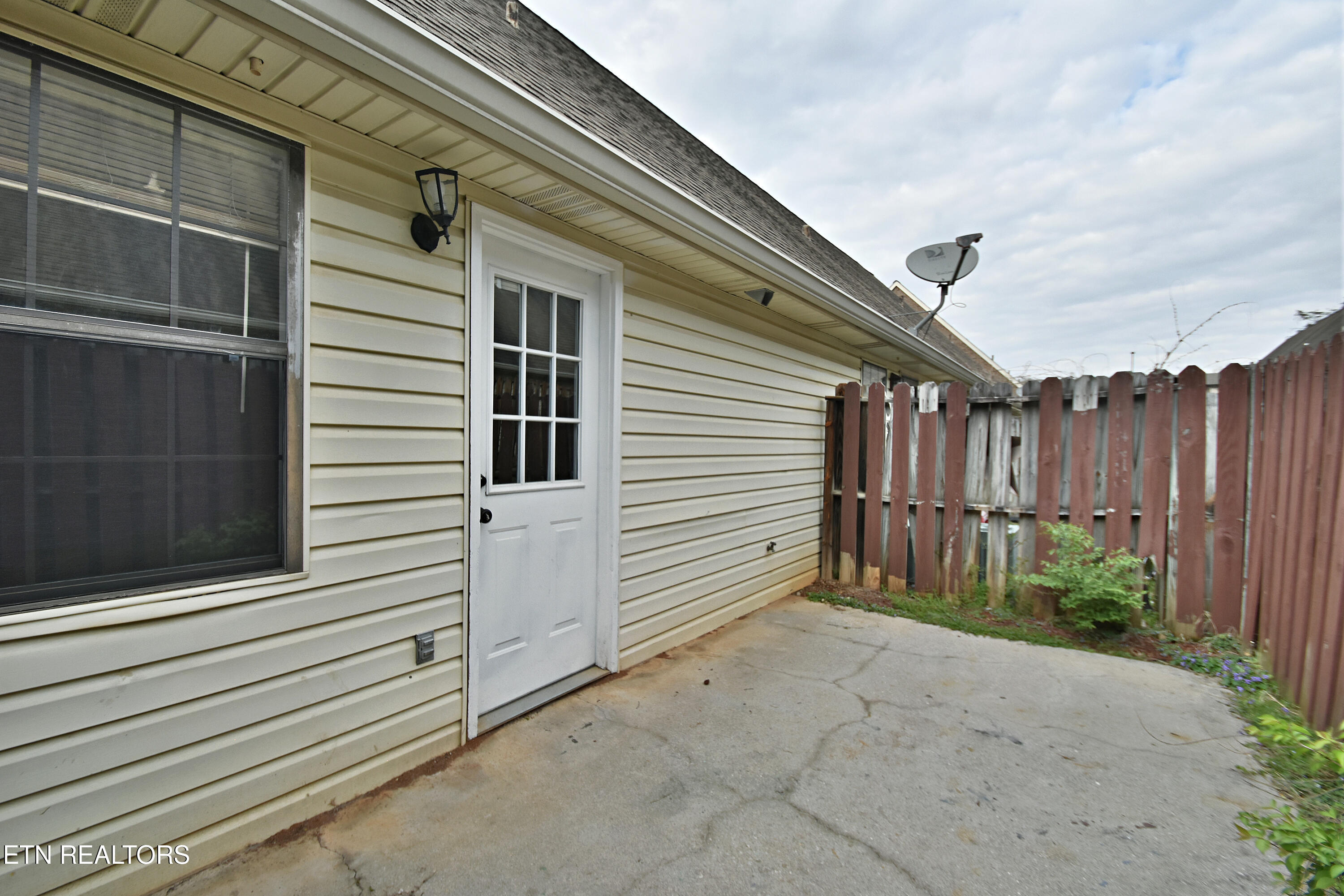 918 Chip Cove Lane Knoxville TN 37938