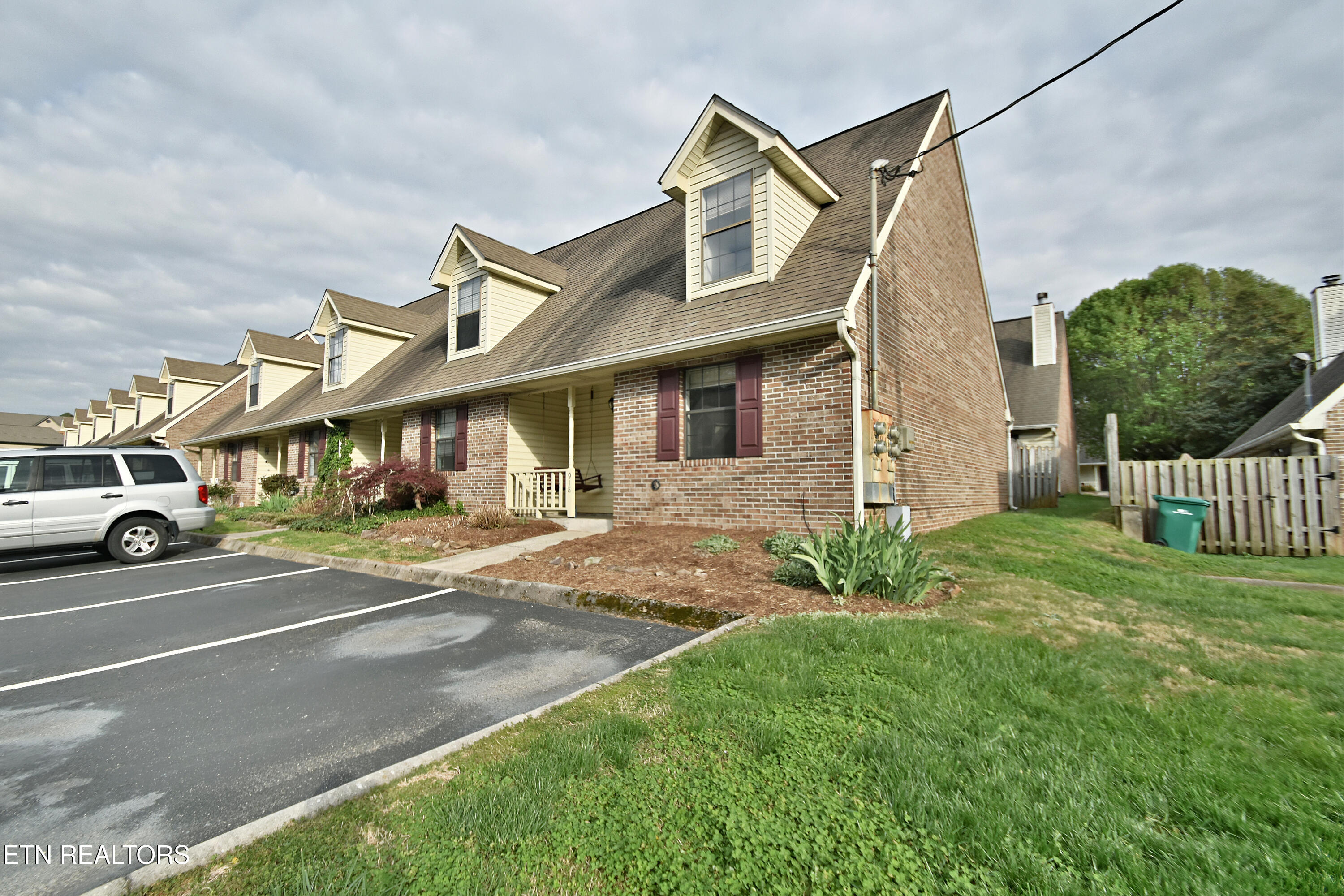 918 Chip Cove Lane Knoxville TN 37938