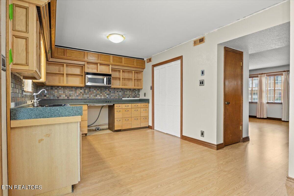 1218 Crest Brook Drive Knoxville TN 37923