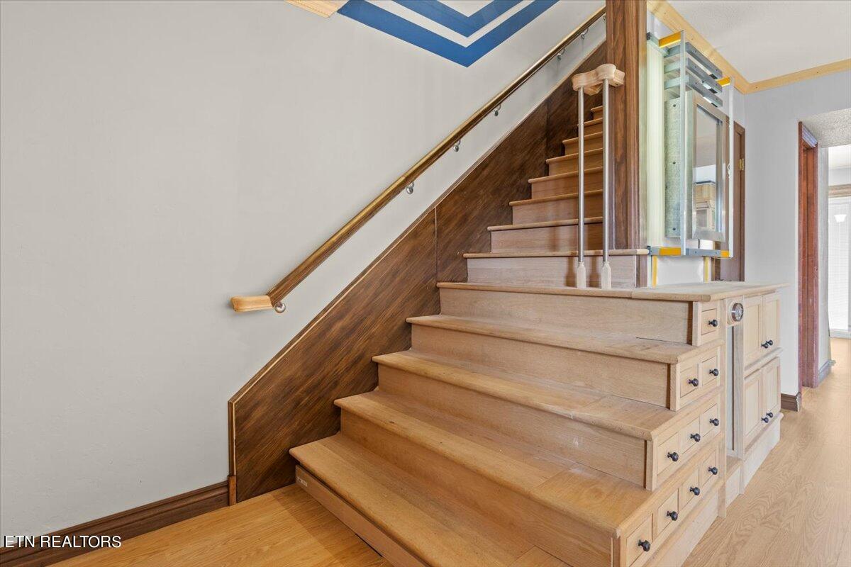 1218 Crest Brook Drive Knoxville TN 37923