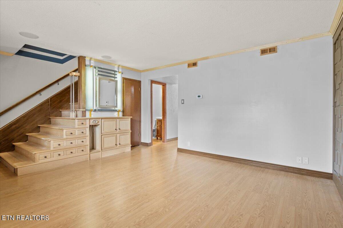 1218 Crest Brook Drive Knoxville TN 37923