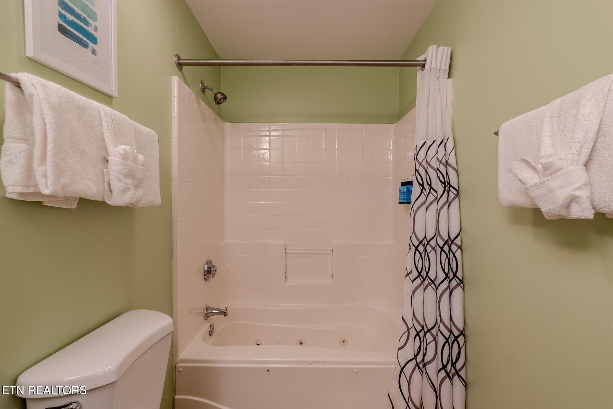 225 Collier Drive Sevierville TN 37862