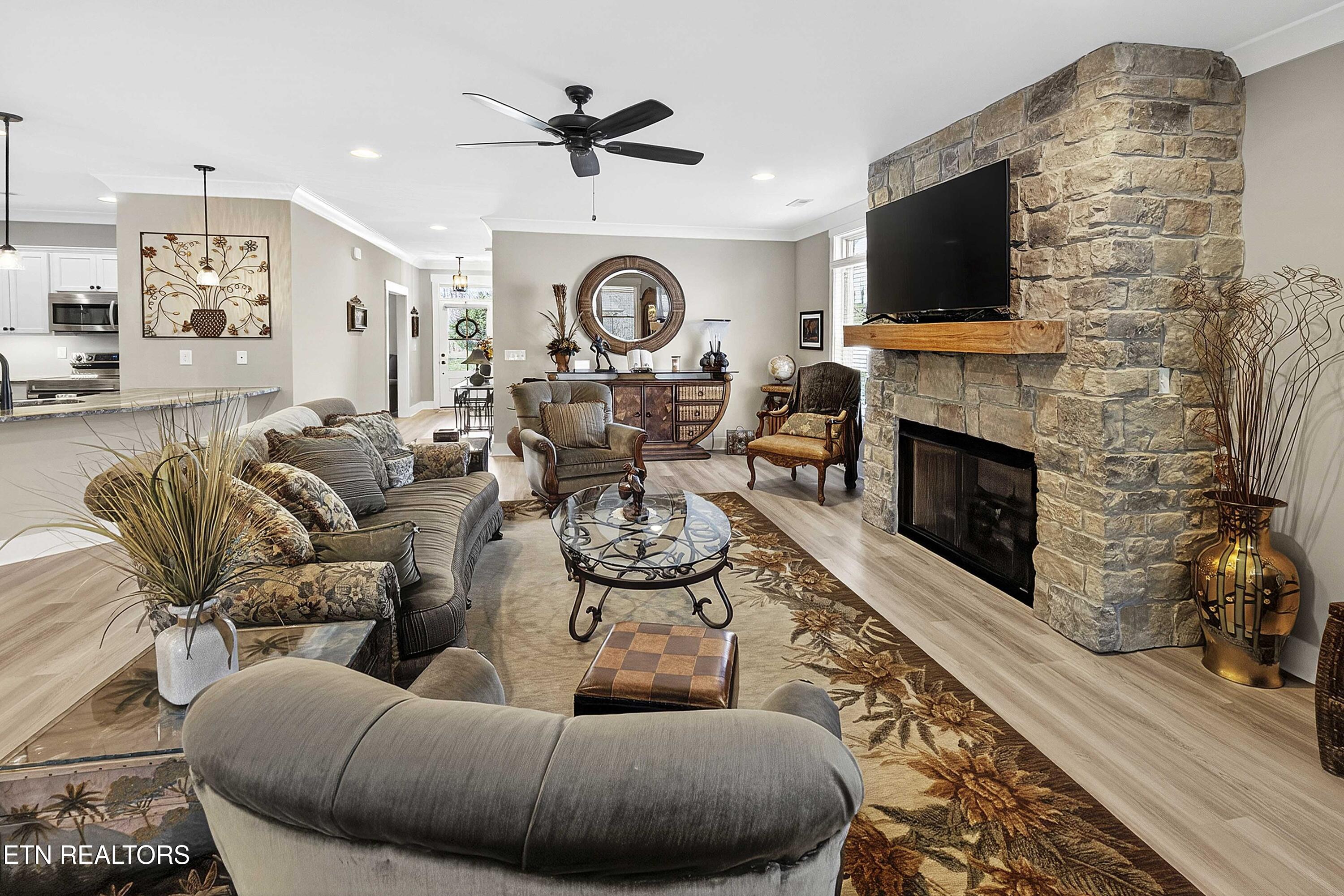 1773 Mountain Drive Lenoir City TN 37772