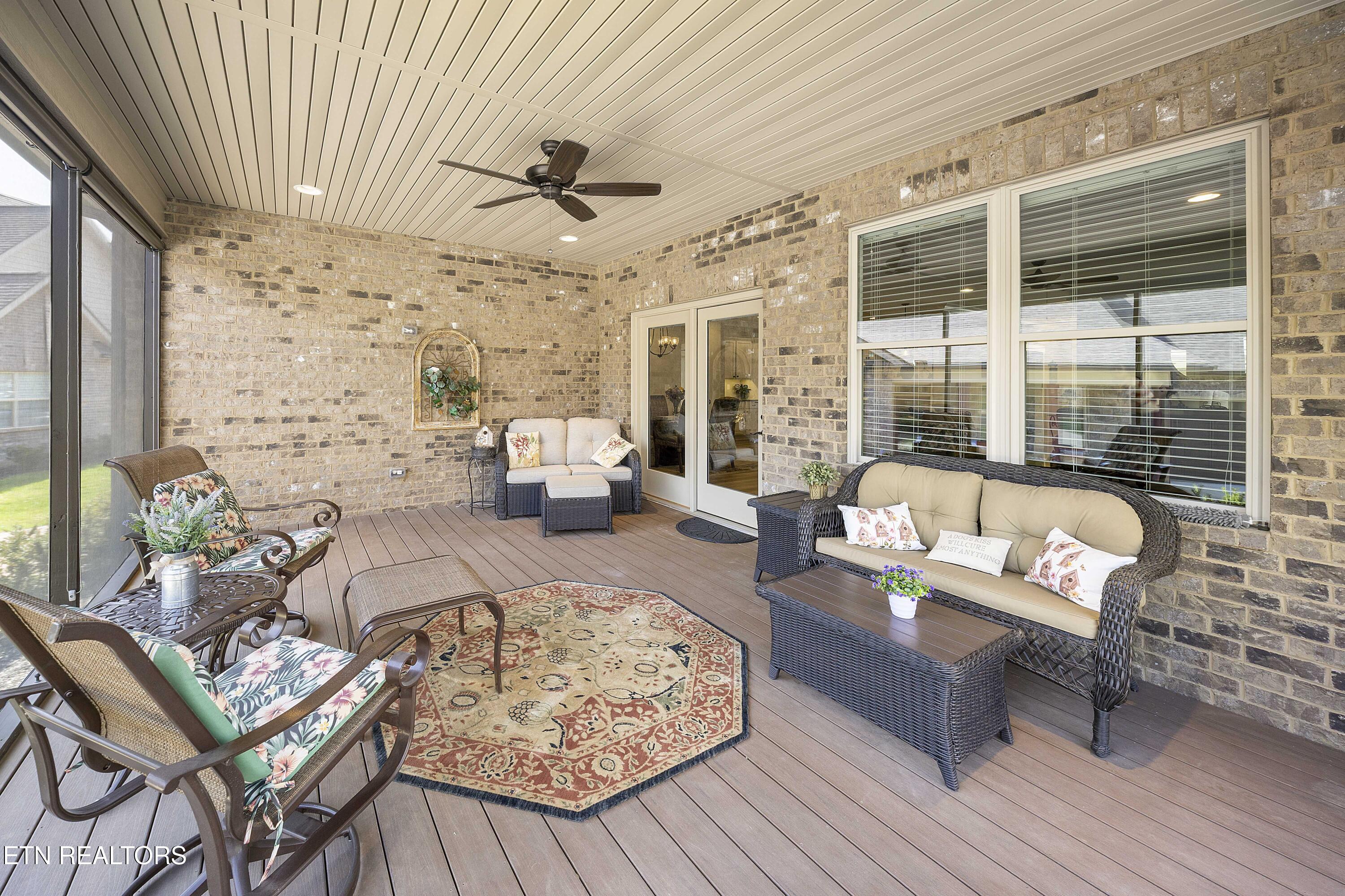 1773 Mountain Drive Lenoir City TN 37772