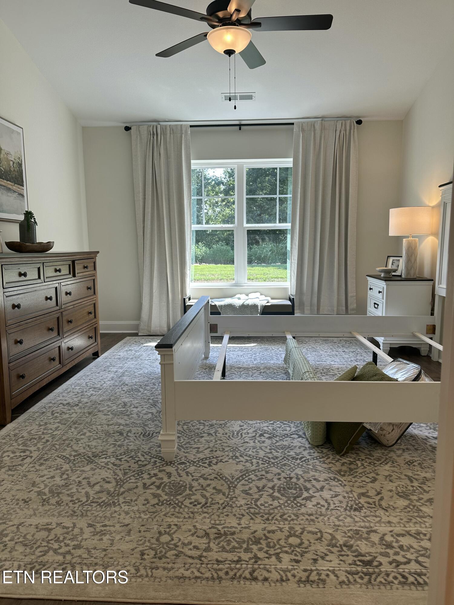 642 Snowflower Circle Pigeon Forge TN 37863