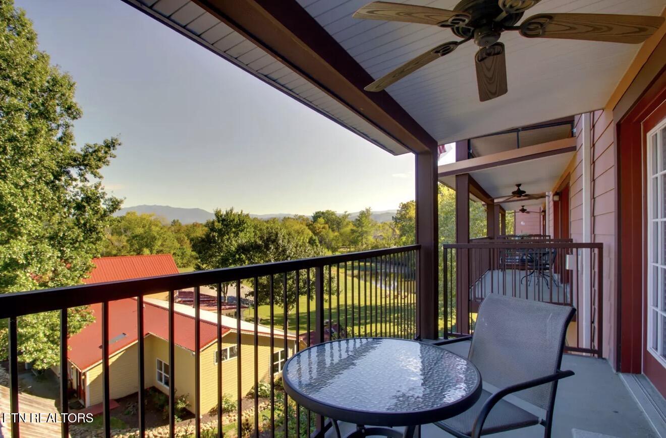 527 River Place Way Sevierville TN 37862