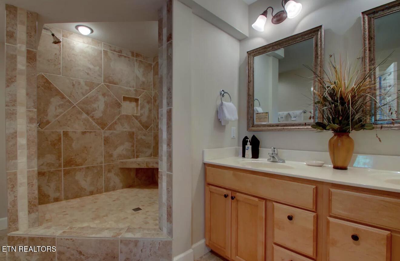 527 River Place Way Sevierville TN 37862